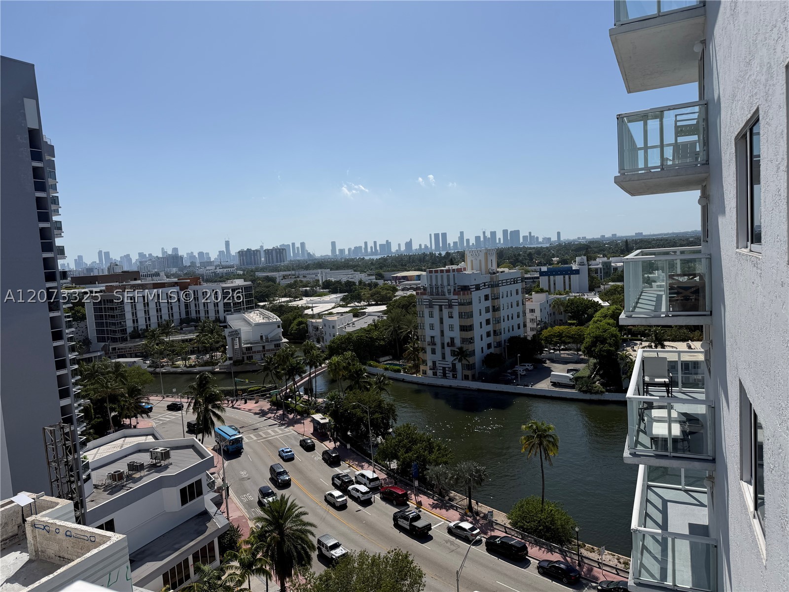 2457 Collins Ave #1405 Miami Beach, FL 33140