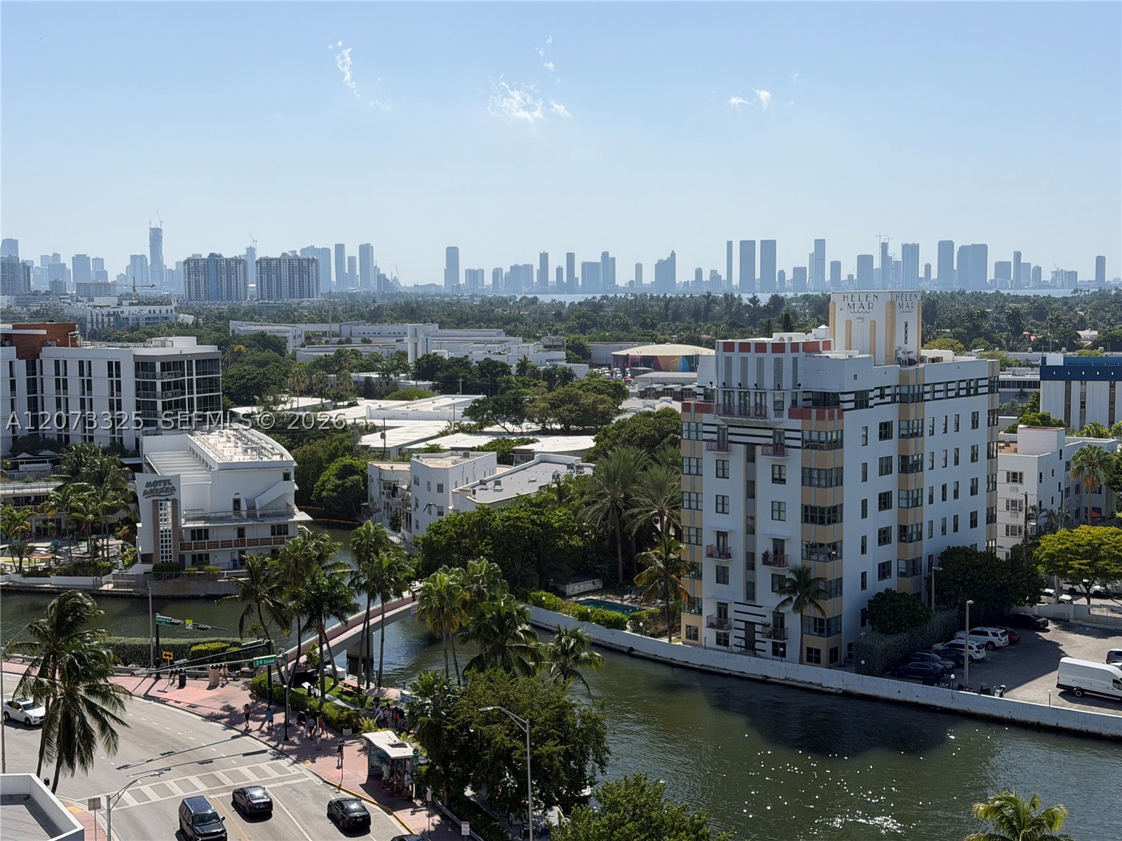2457 Collins Ave #1405 Miami Beach, FL 33140