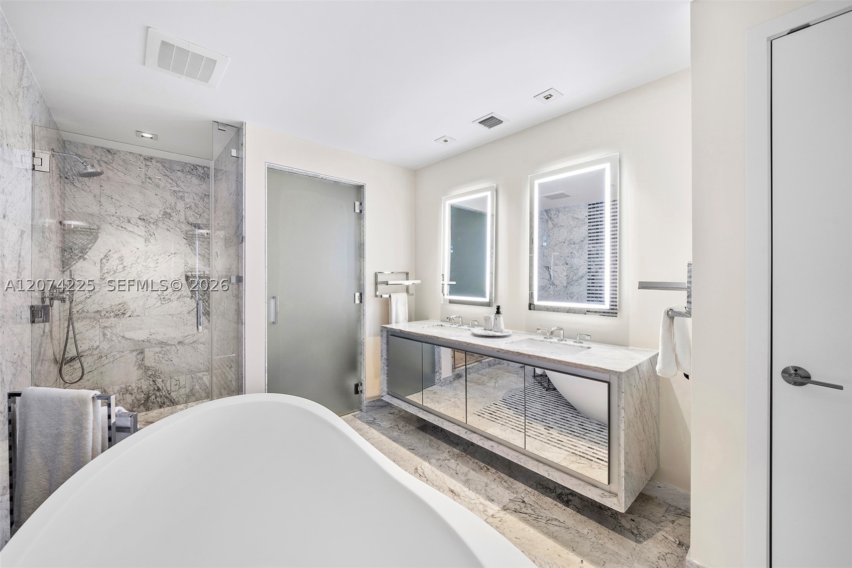 788 NE 23rd St #2102 Miami, FL 33137
