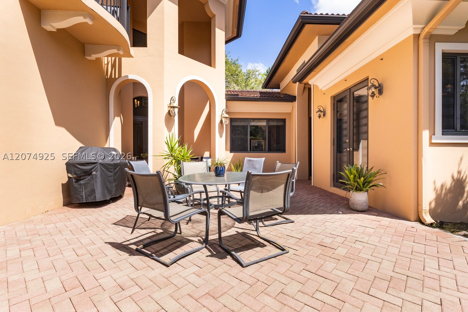 11404 Four Fillies Rd Pinecrest, FL 33156