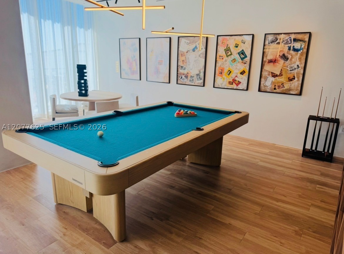 1400 Biscayne Blvd #1802 Miami, FL 33132
