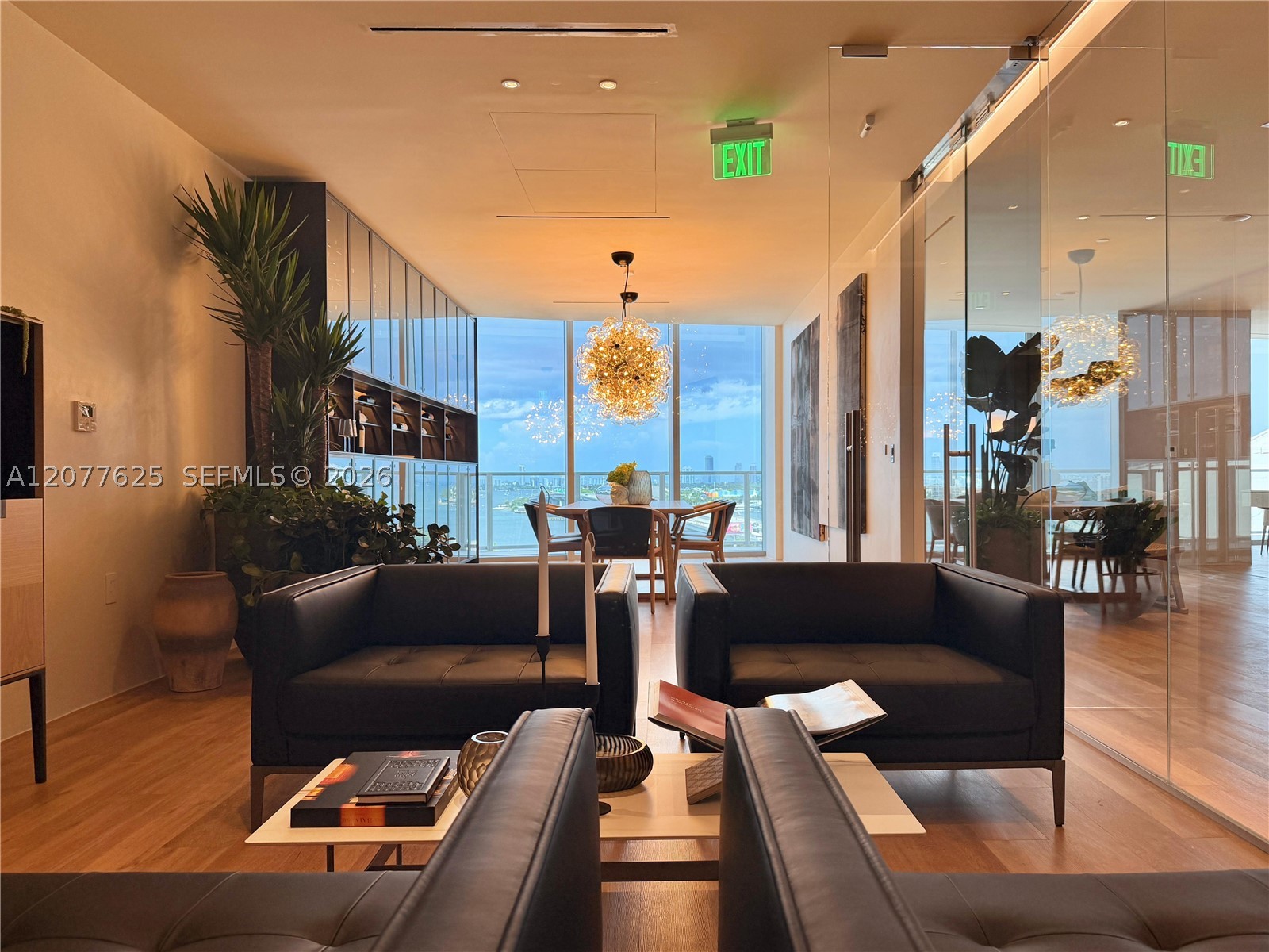 1400 Biscayne Blvd #1802 Miami, FL 33132