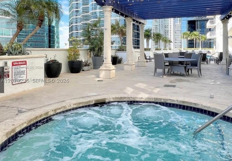 image The Club at Brickell Bay16