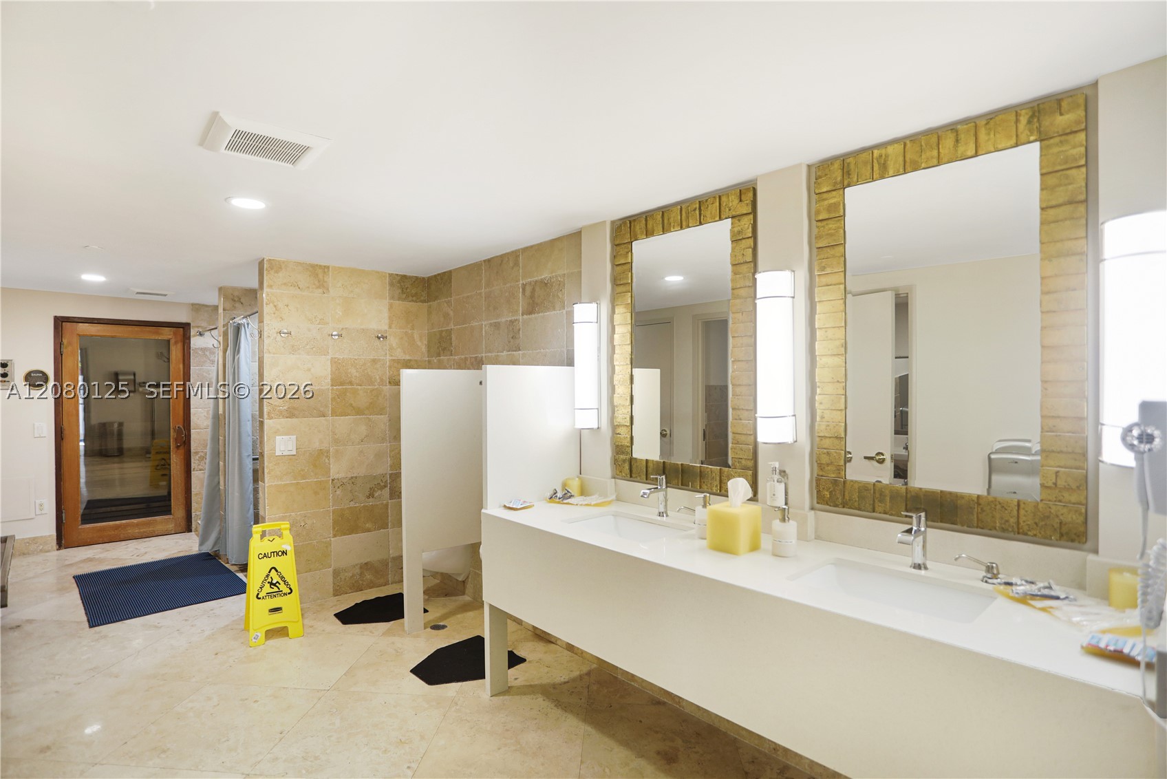 17555 Collins Ave #308 Sunny Isles Beach, FL 33160