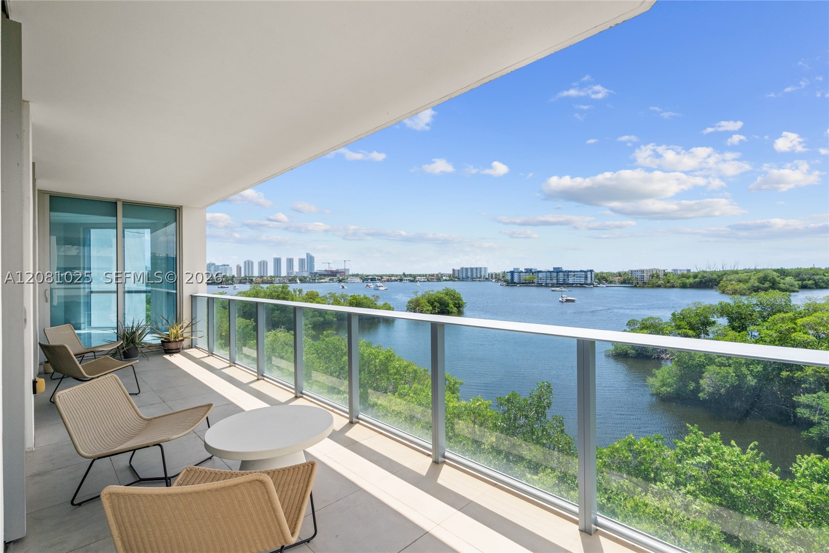 17111 Biscayne Blvd #402