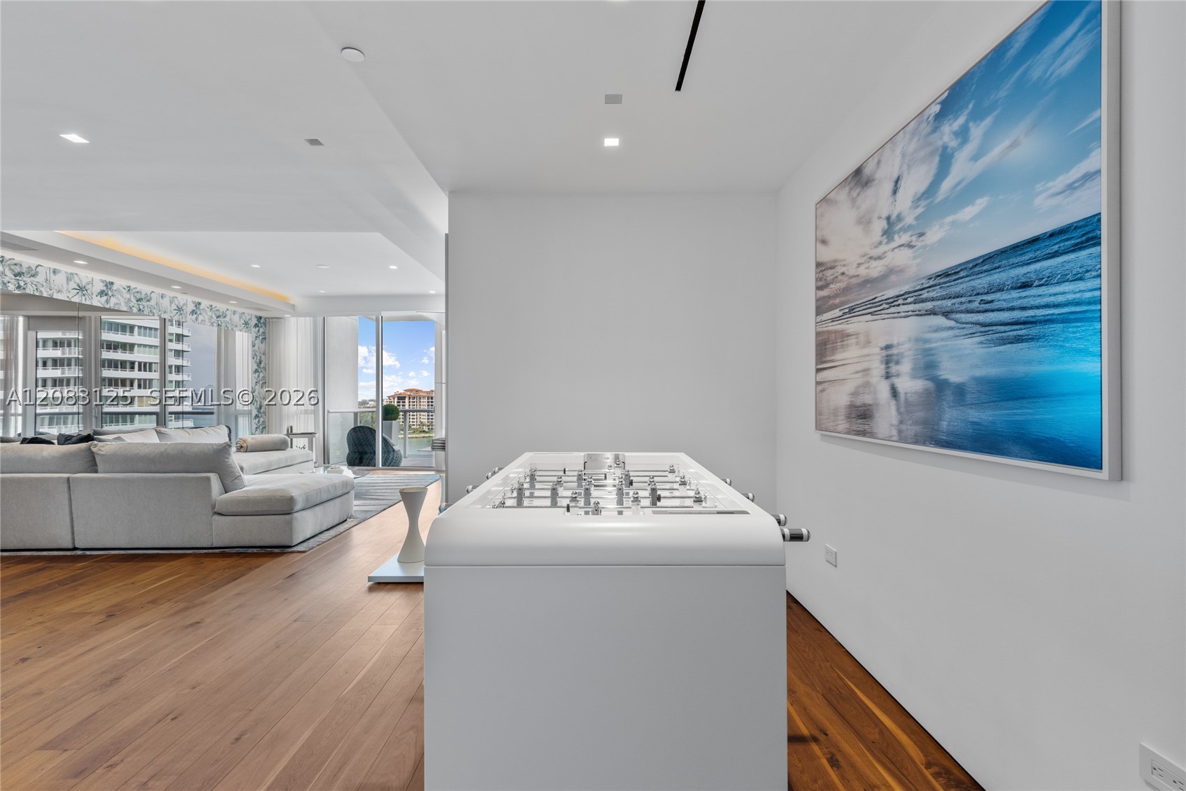 100 S Pointe Dr #1102/03 Miami Beach, FL 33139