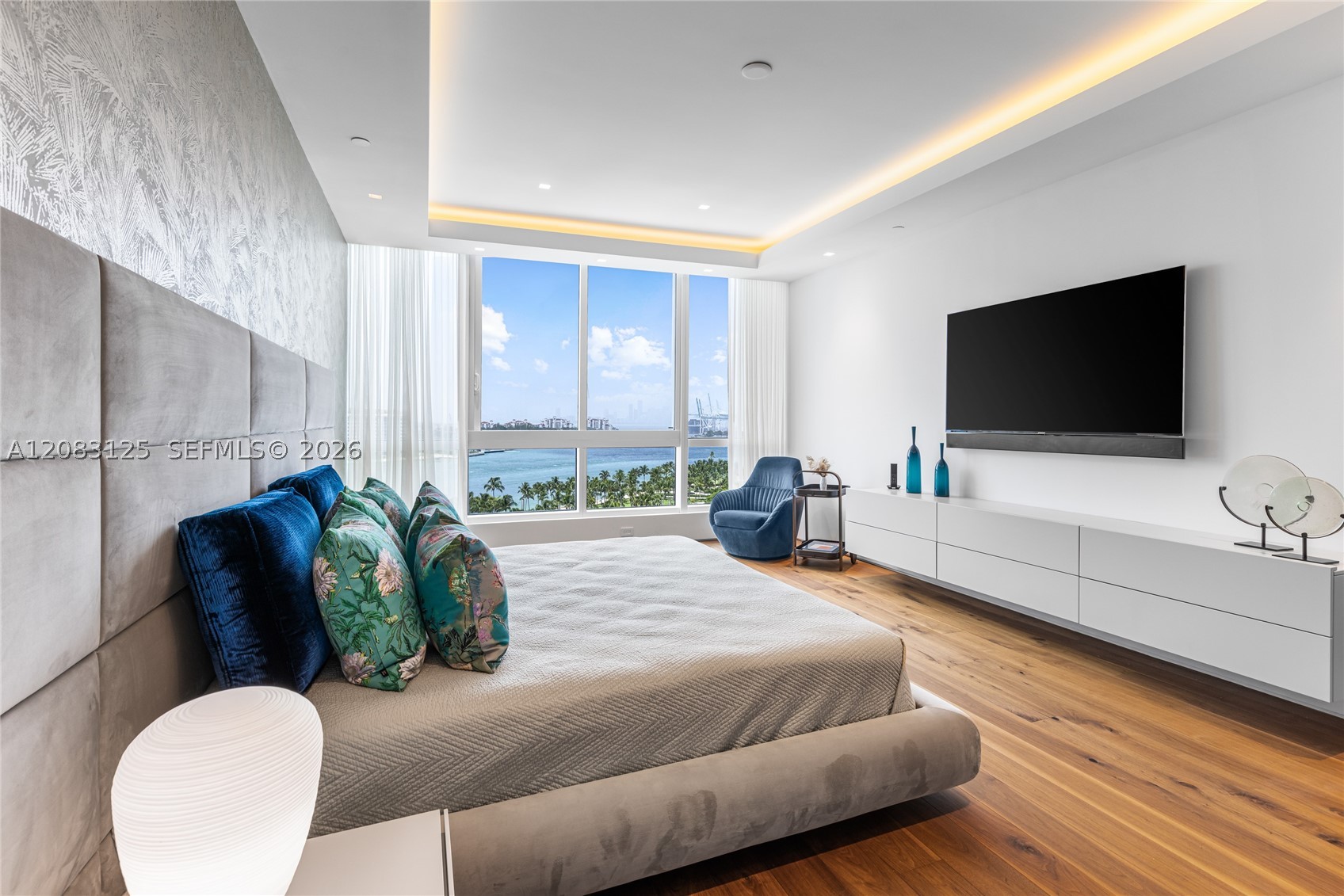 100 S Pointe Dr #1102/03 Miami Beach, FL 33139