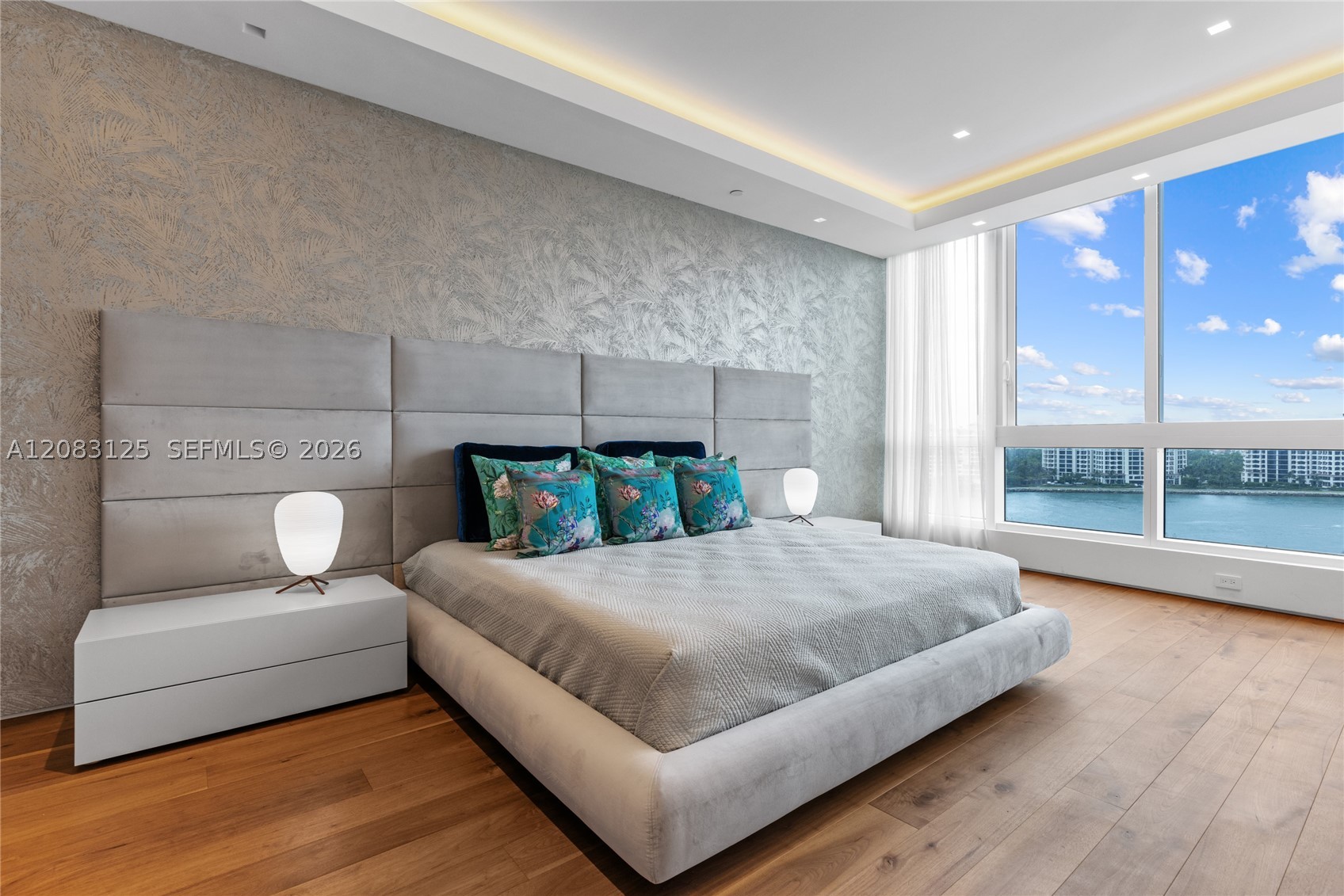 100 S Pointe Dr #1102/03 Miami Beach, FL 33139