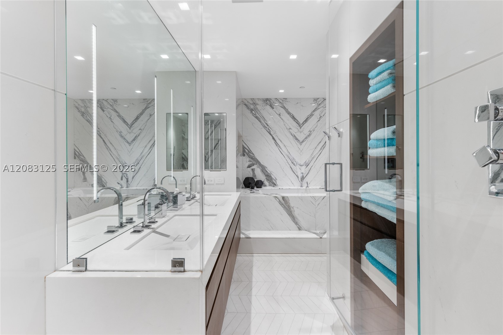 100 S Pointe Dr #1102/03 Miami Beach, FL 33139