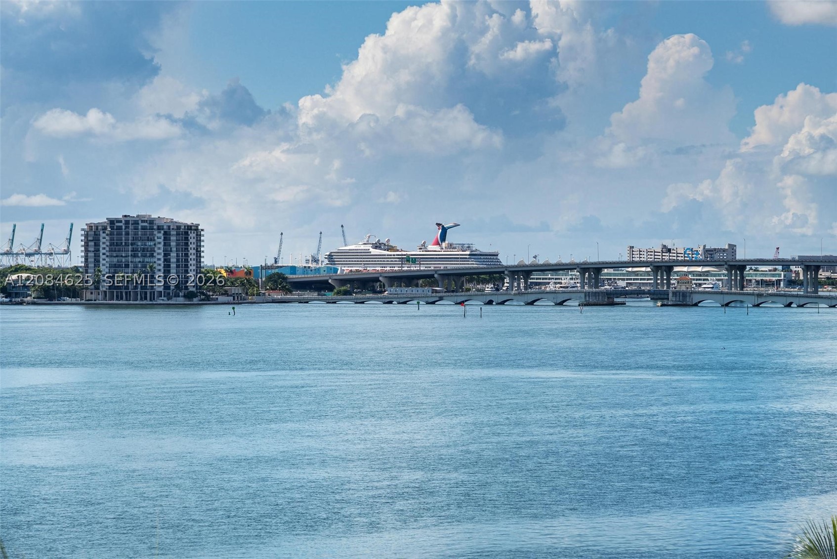 image Onyx on the Bay56