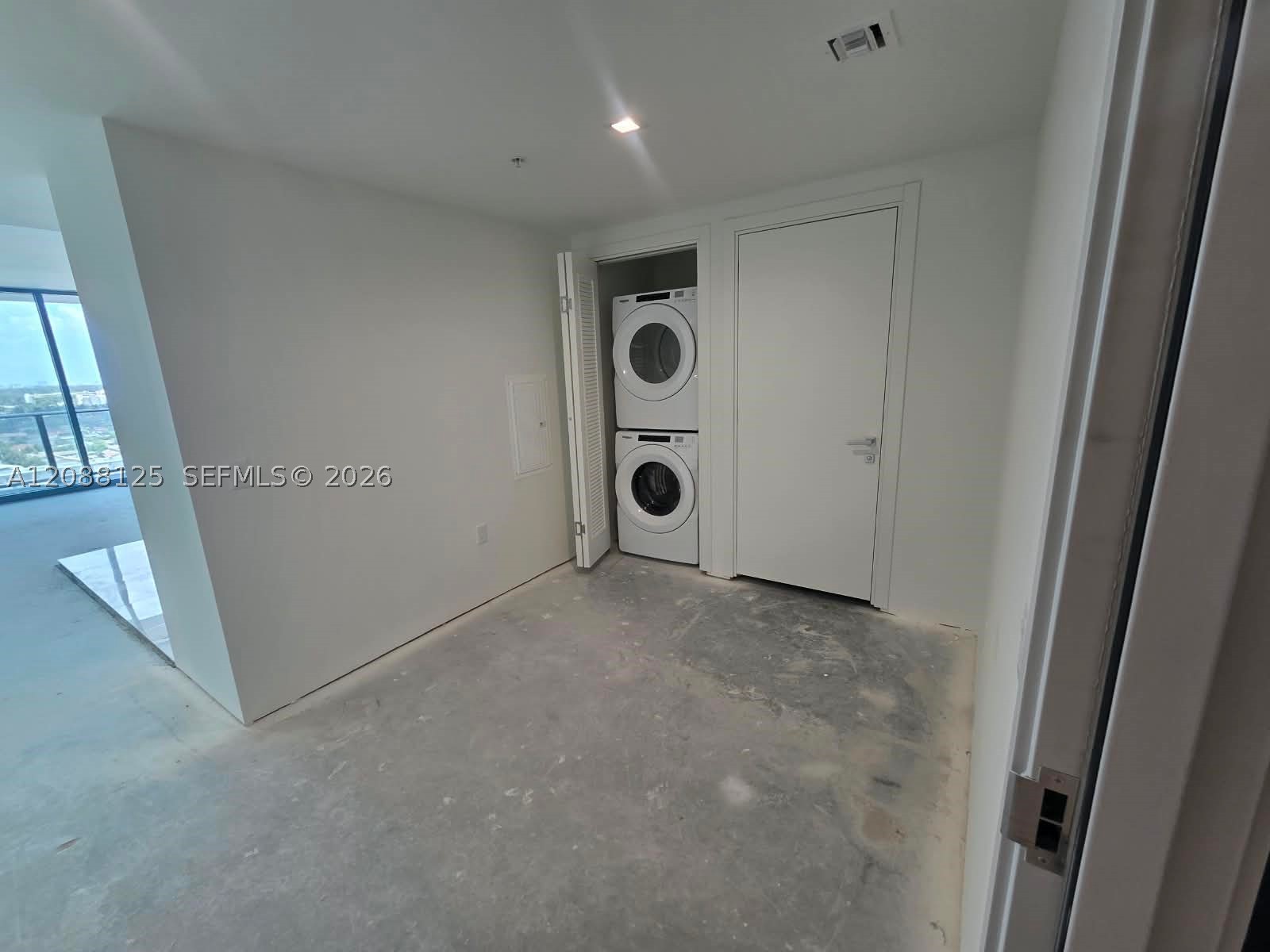 image Oasis Hallandale29