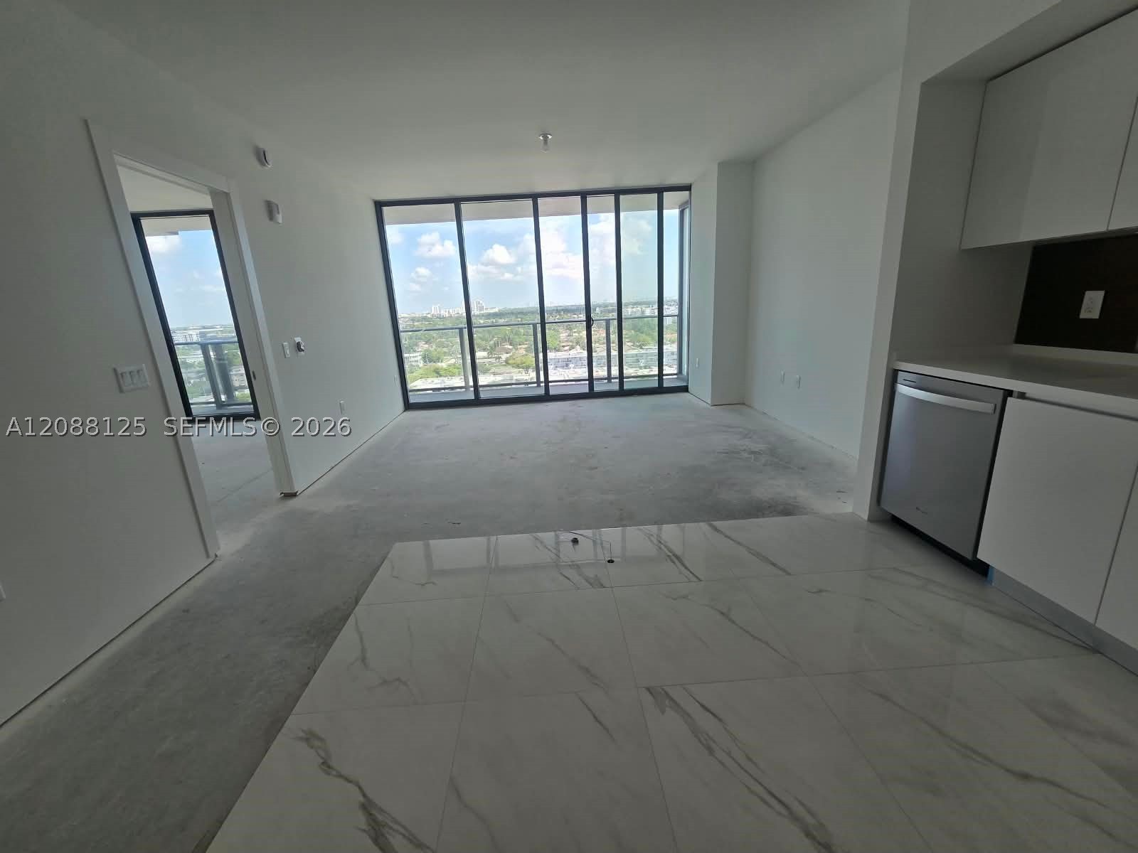 image Oasis Hallandale32
