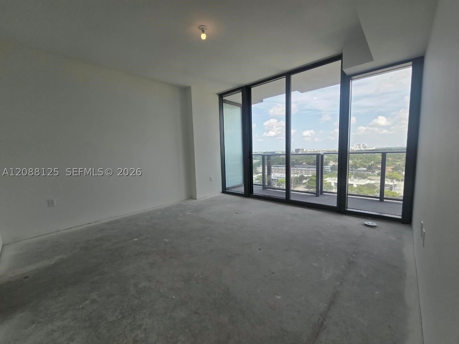 image Oasis Hallandale33