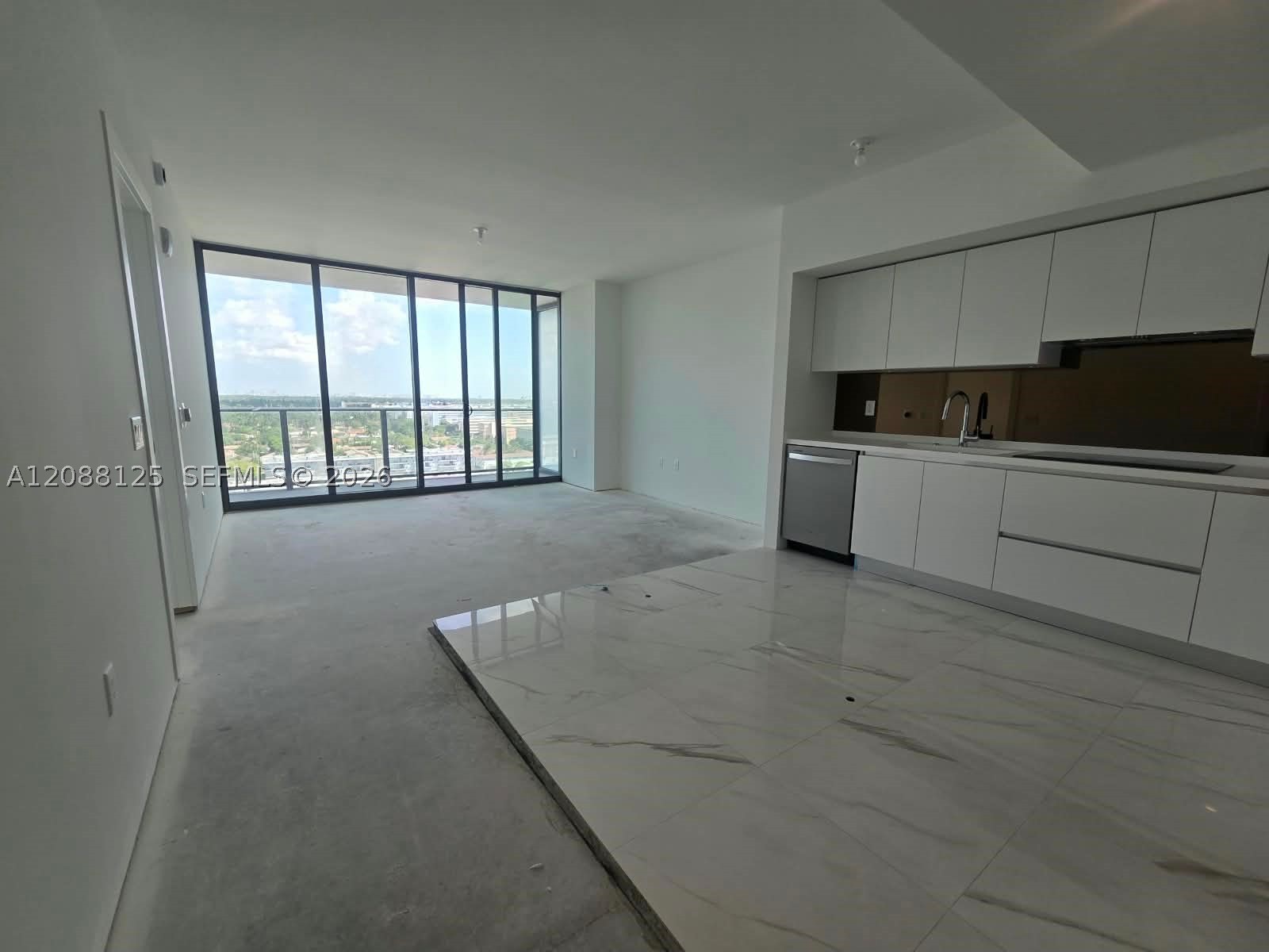 image Oasis Hallandale5