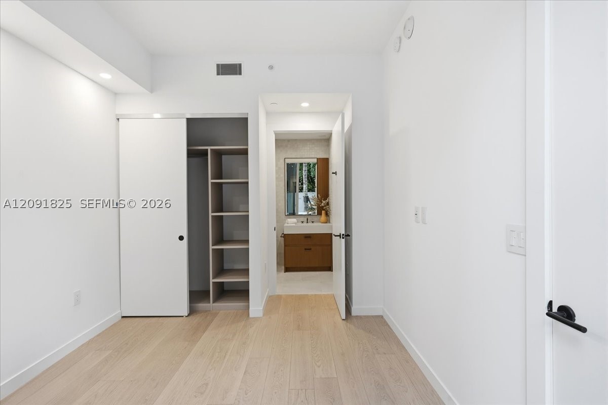 2200 Brickell Ave #GV04 Miami, FL 33129