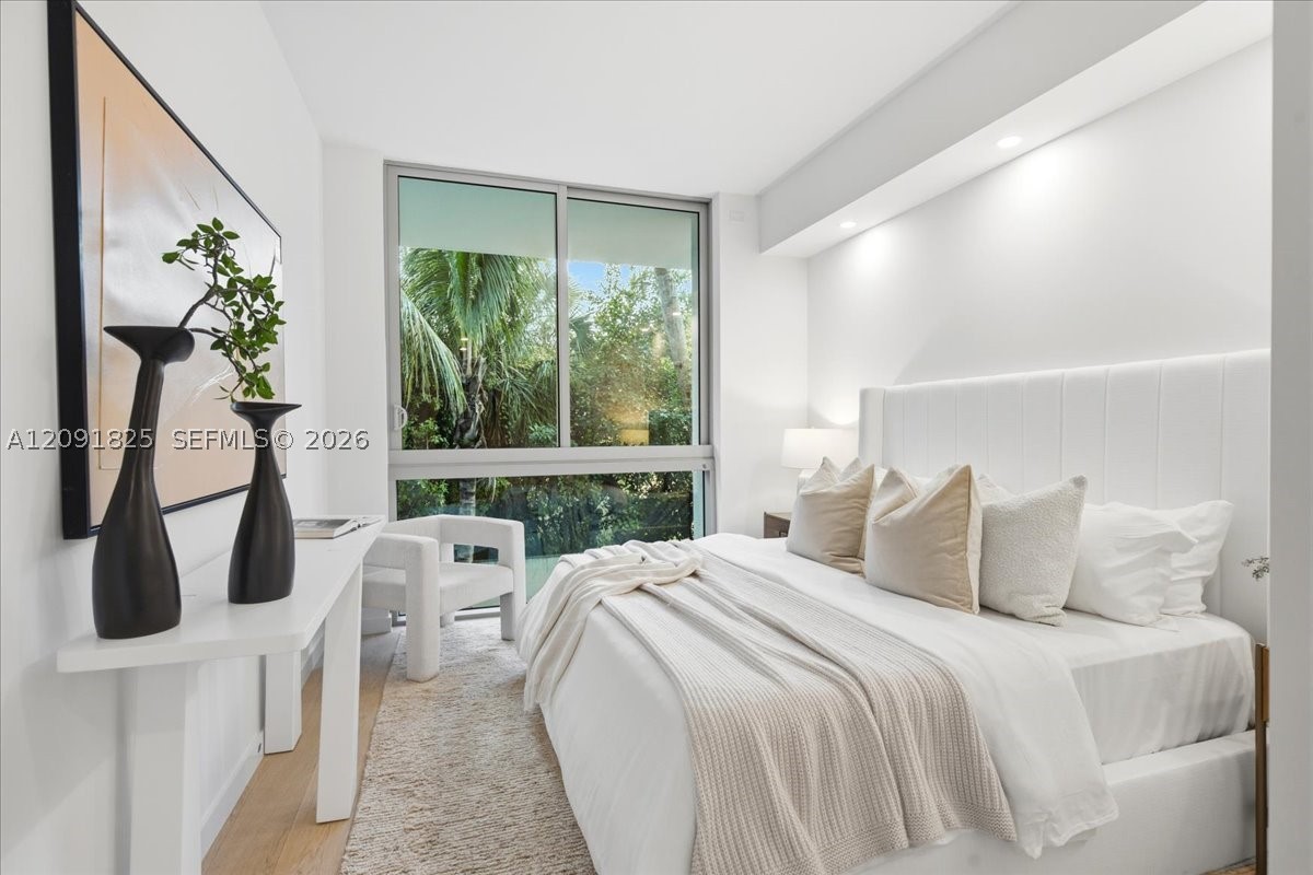 2200 Brickell Ave #GV04 Miami, FL 33129