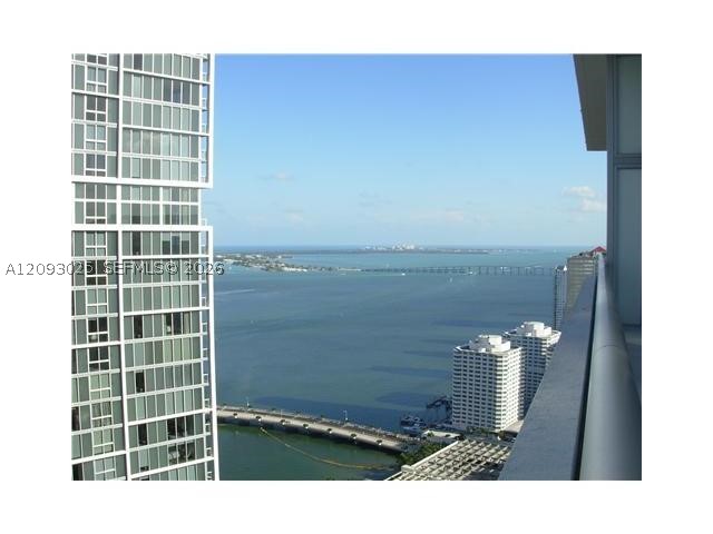 image Icon Brickell III (W Miami)13