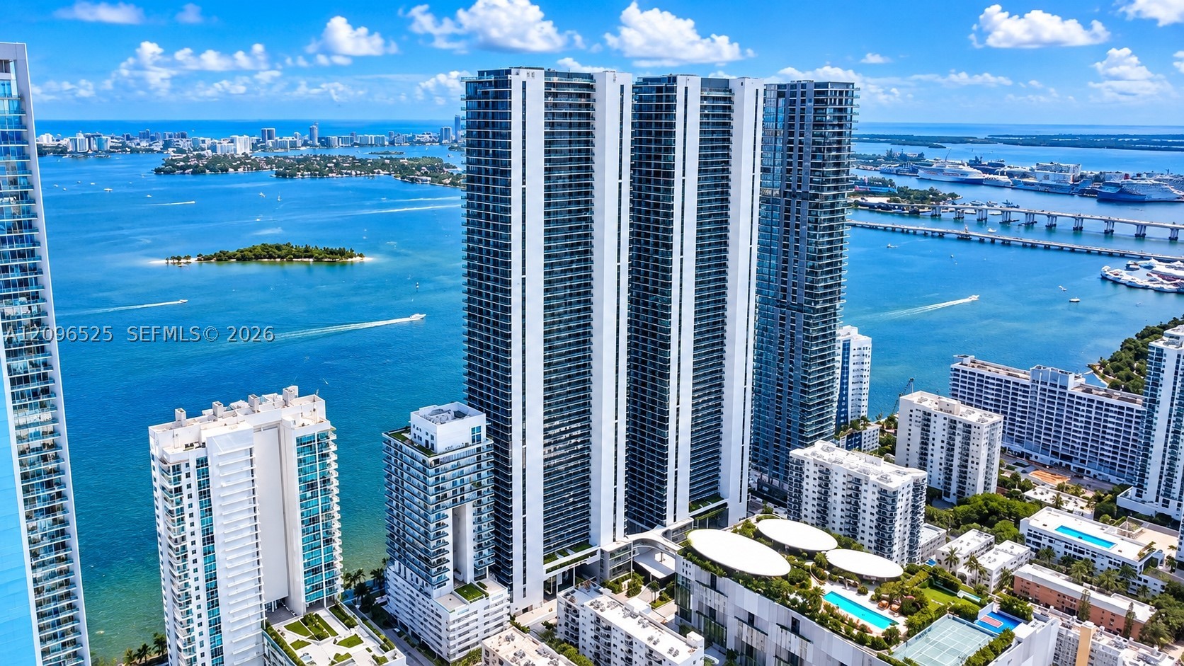 700 NE 24th St #PH-5903 Miami, FL 33137