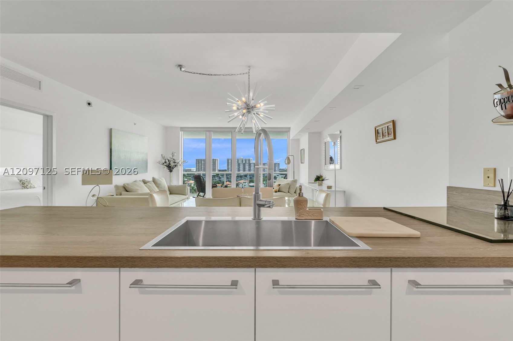 image 400 Sunny Isles19