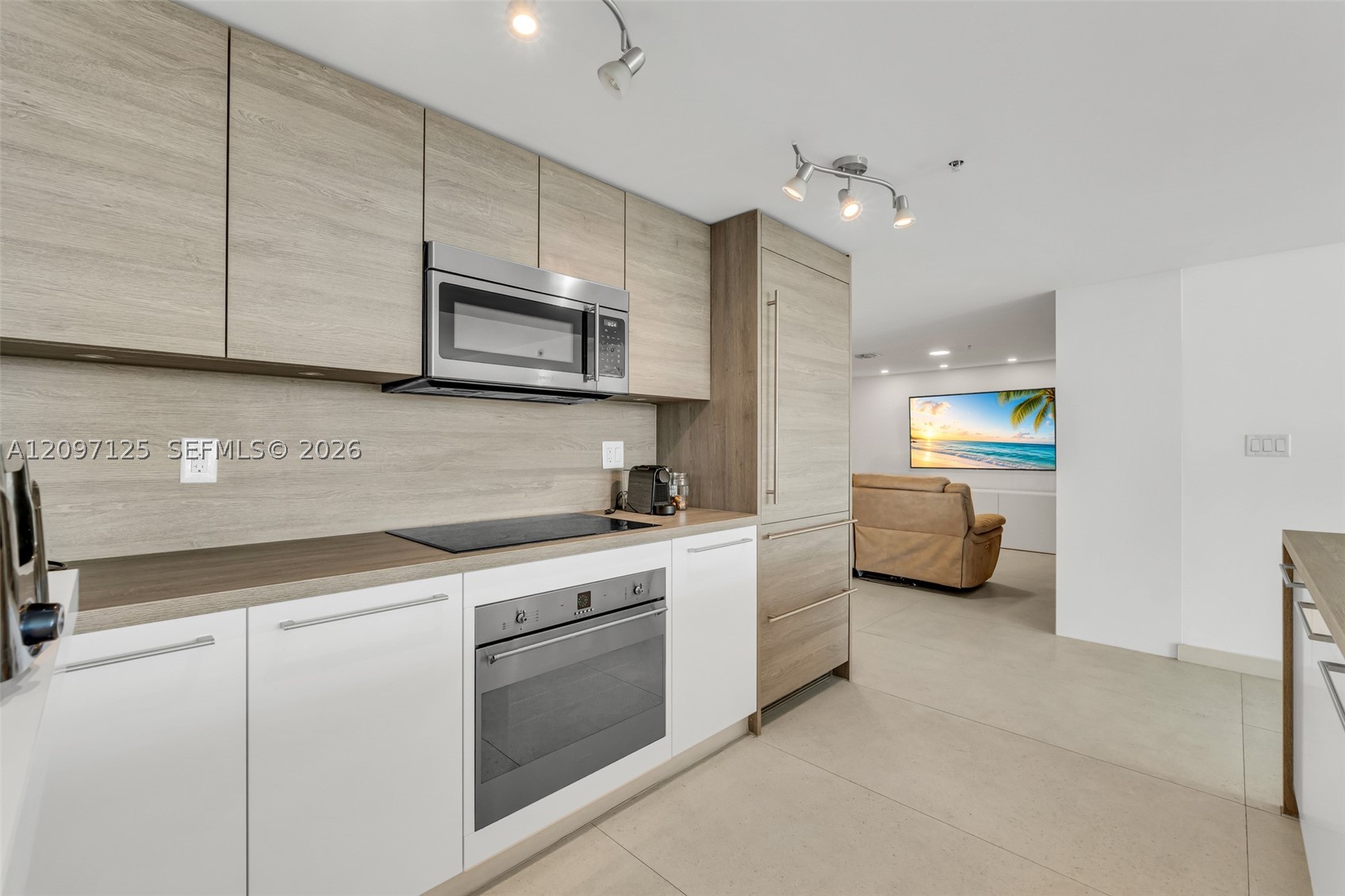 image 400 Sunny Isles20