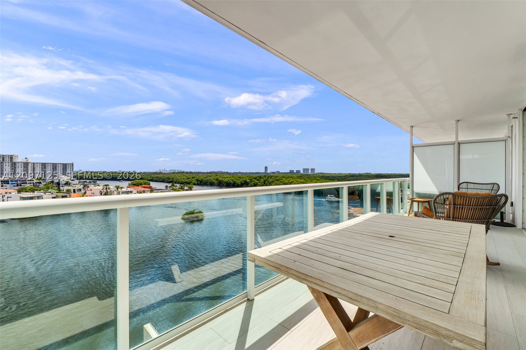 image 400 Sunny Isles31