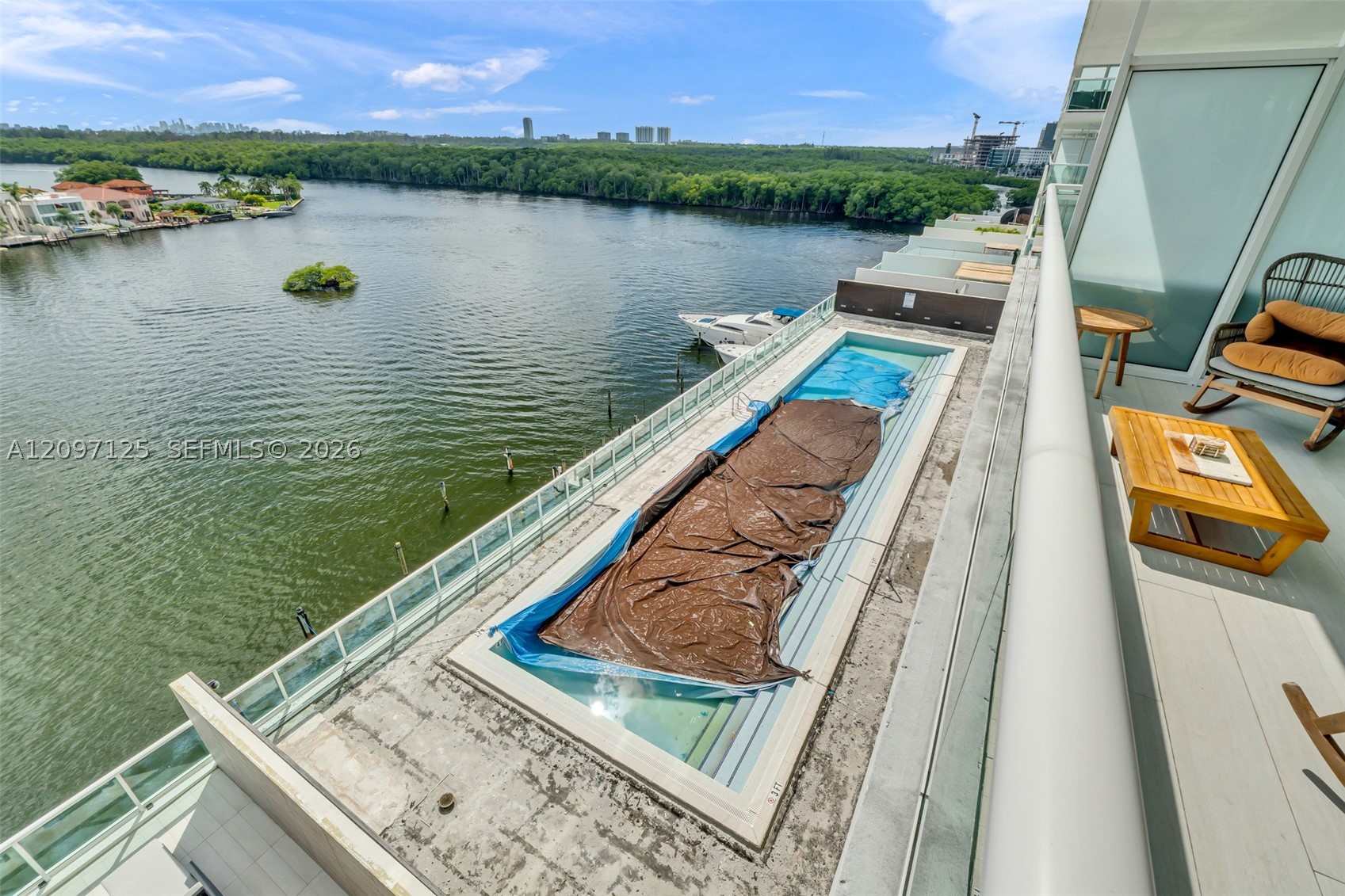 image 400 Sunny Isles33