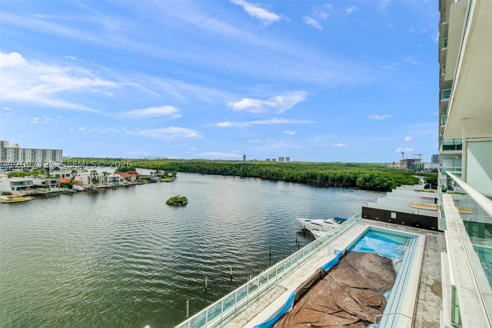 image 400 Sunny Isles35