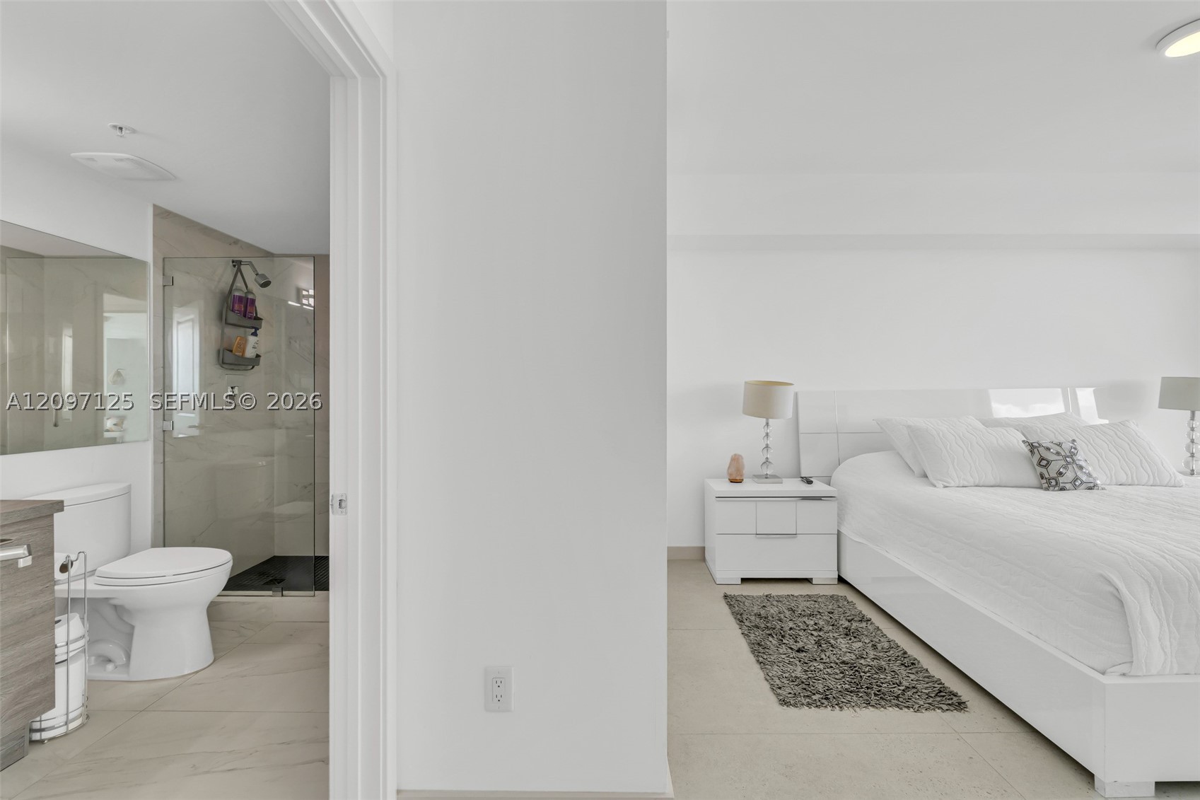image 400 Sunny Isles36