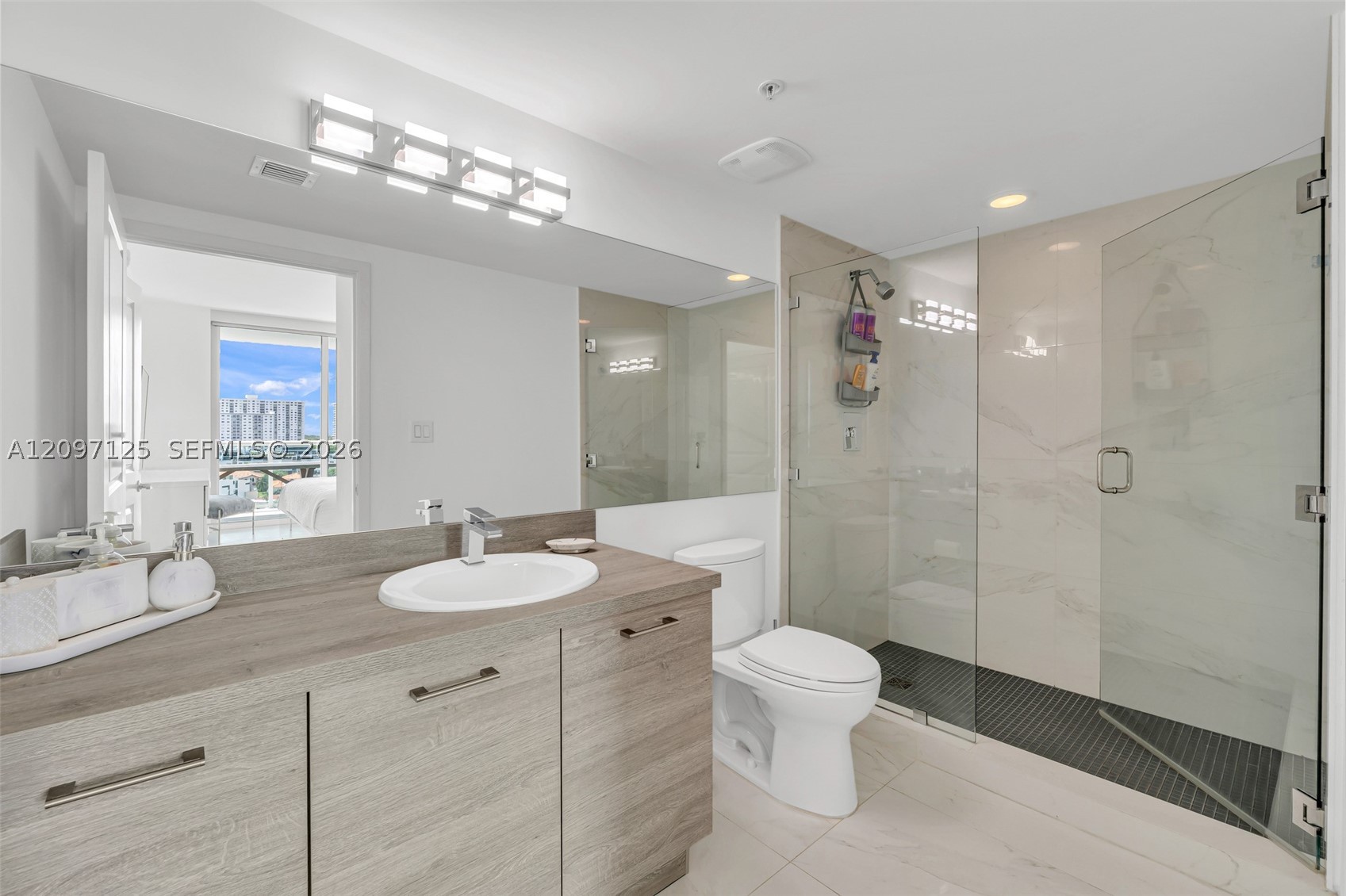 image 400 Sunny Isles41