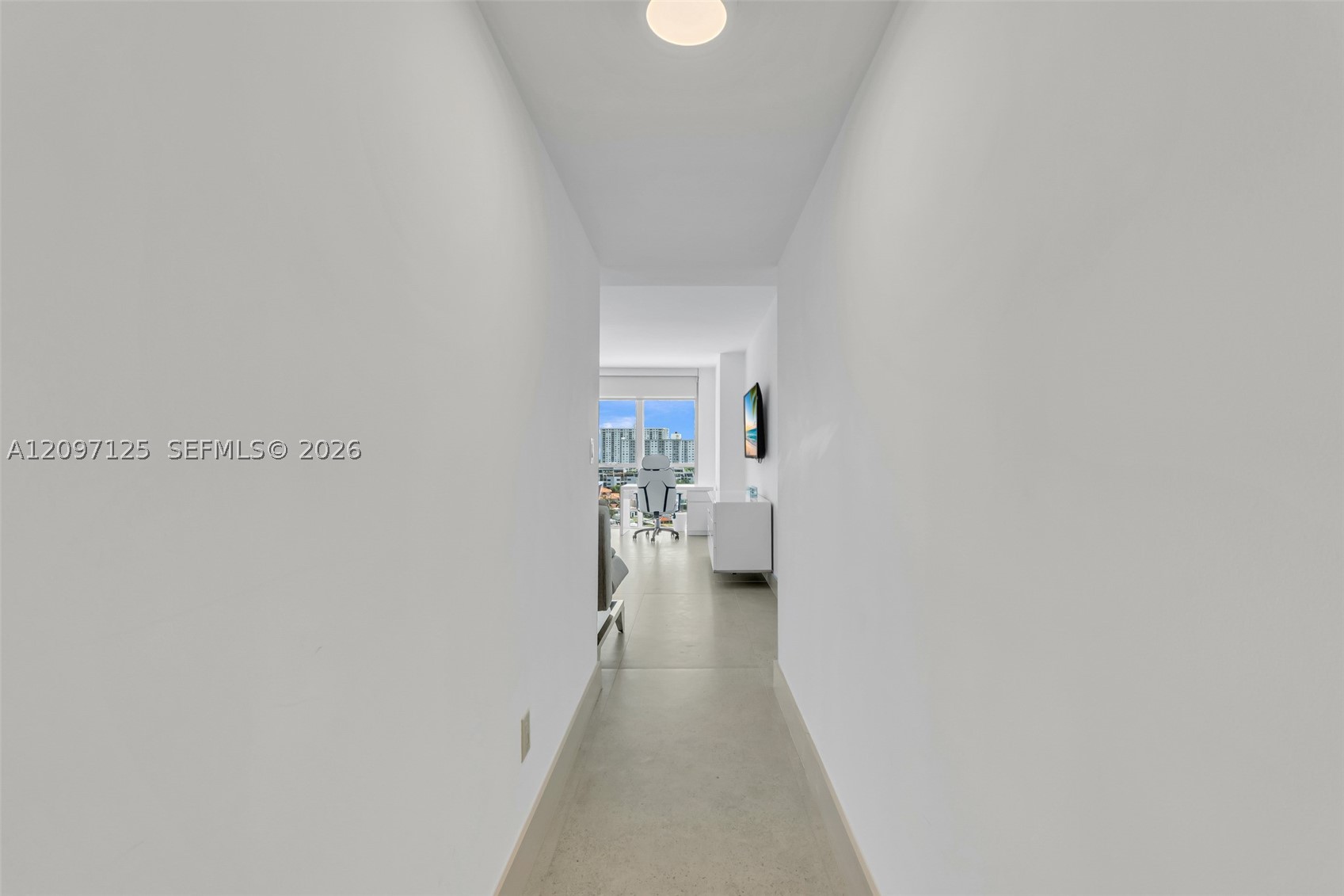 image 400 Sunny Isles45