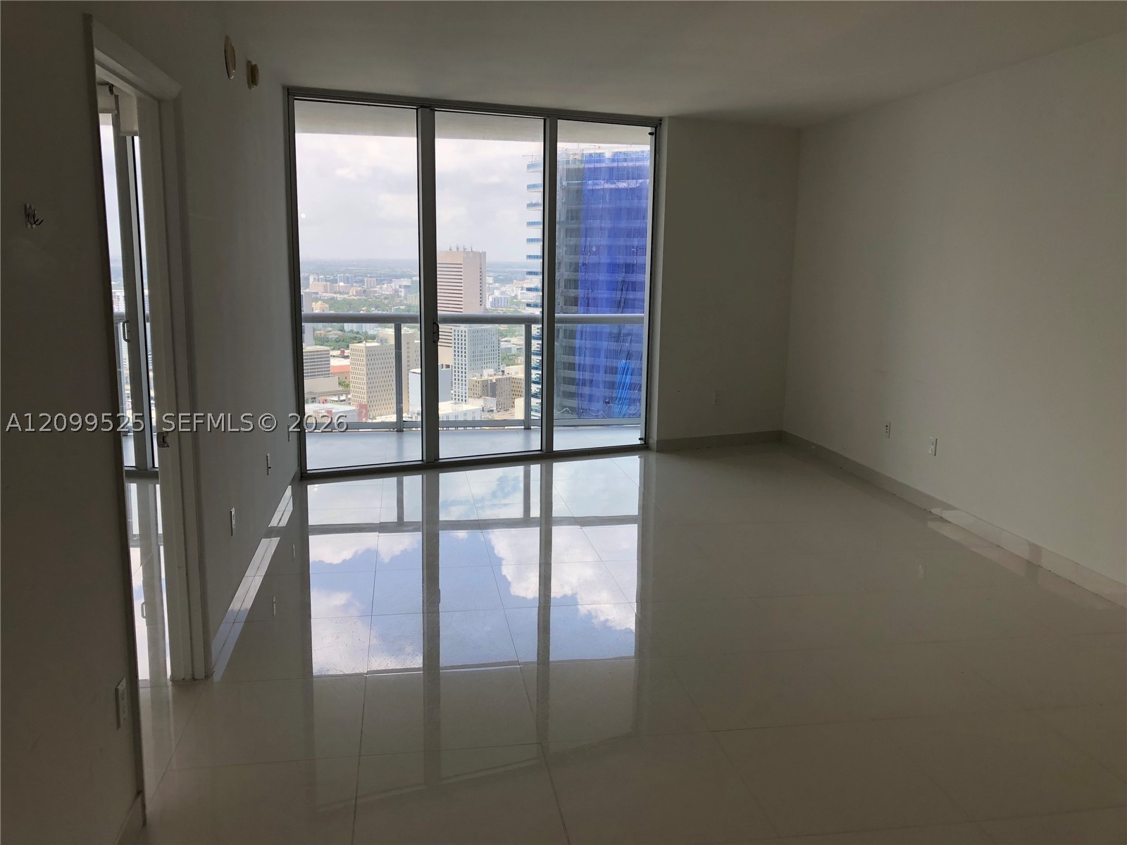 image Icon Brickell I9