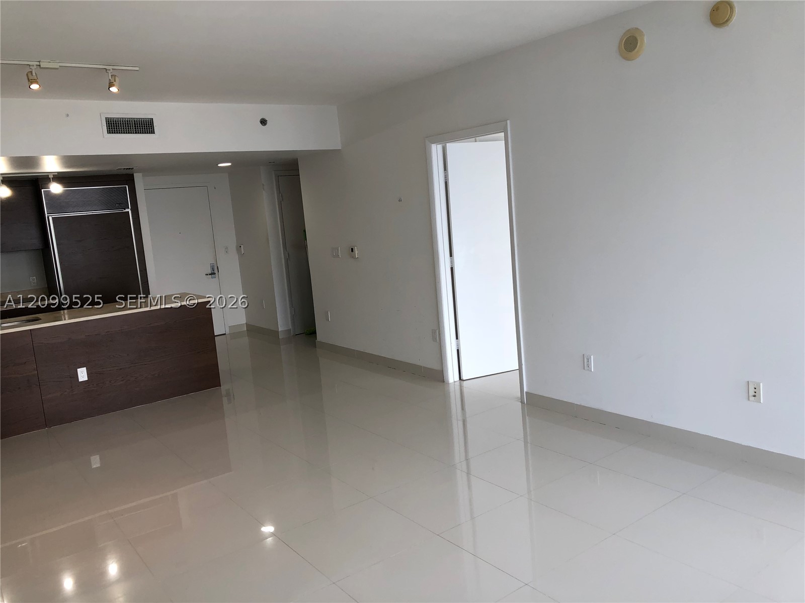 image Icon Brickell I13