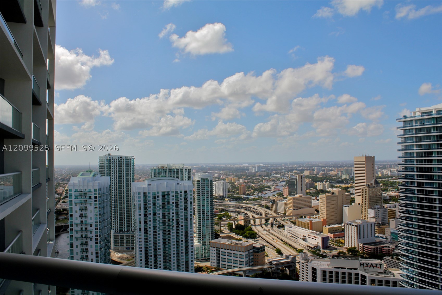 image Icon Brickell I1