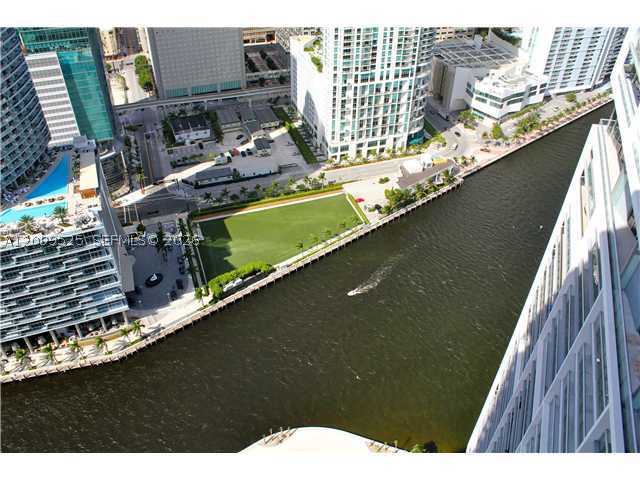 image Icon Brickell I5