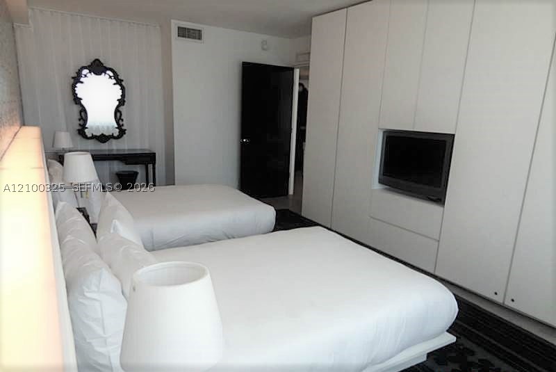 image Mondrian South Beach3