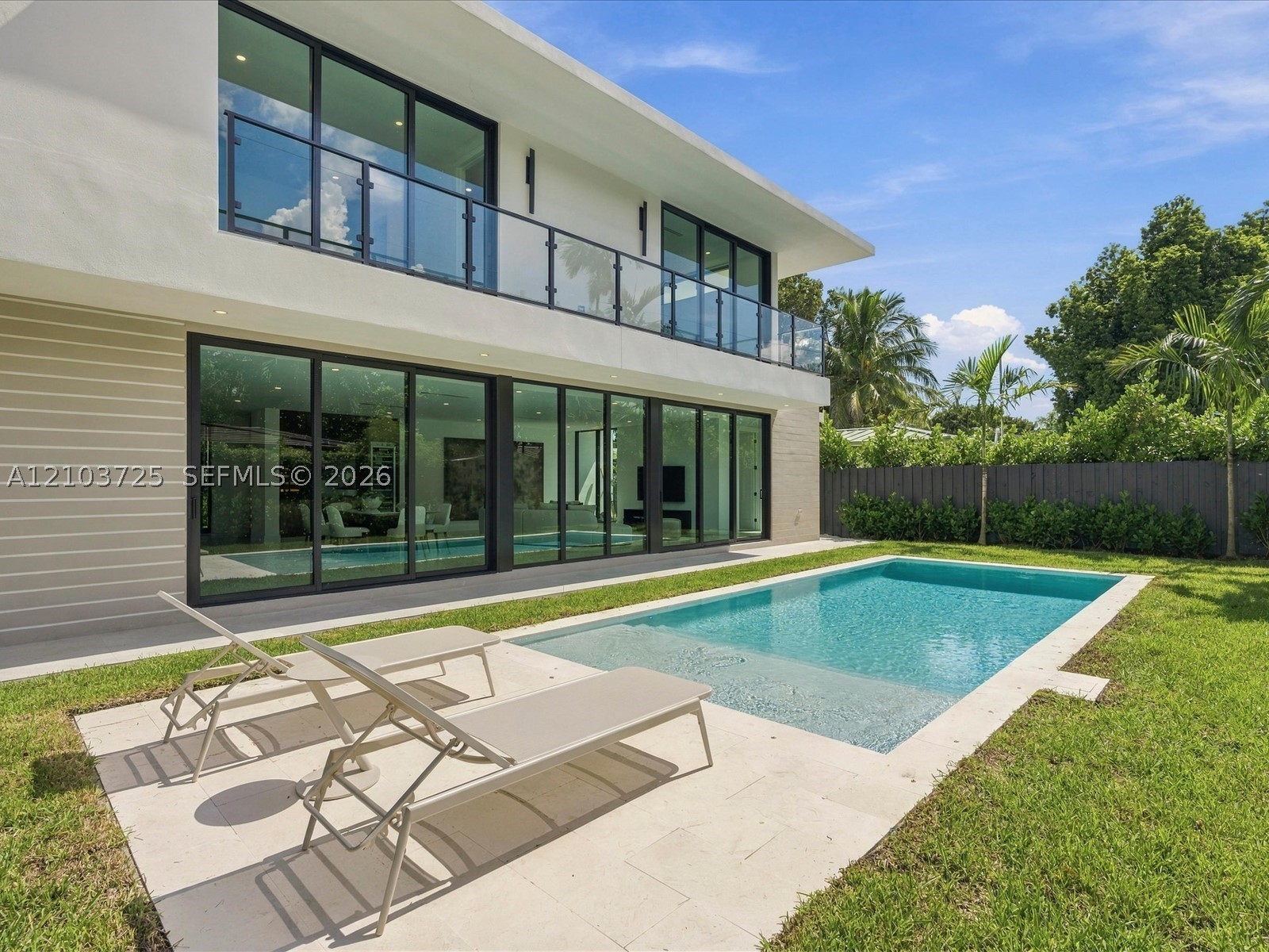 8220 SW 62nd Ct Miami, FL 33143