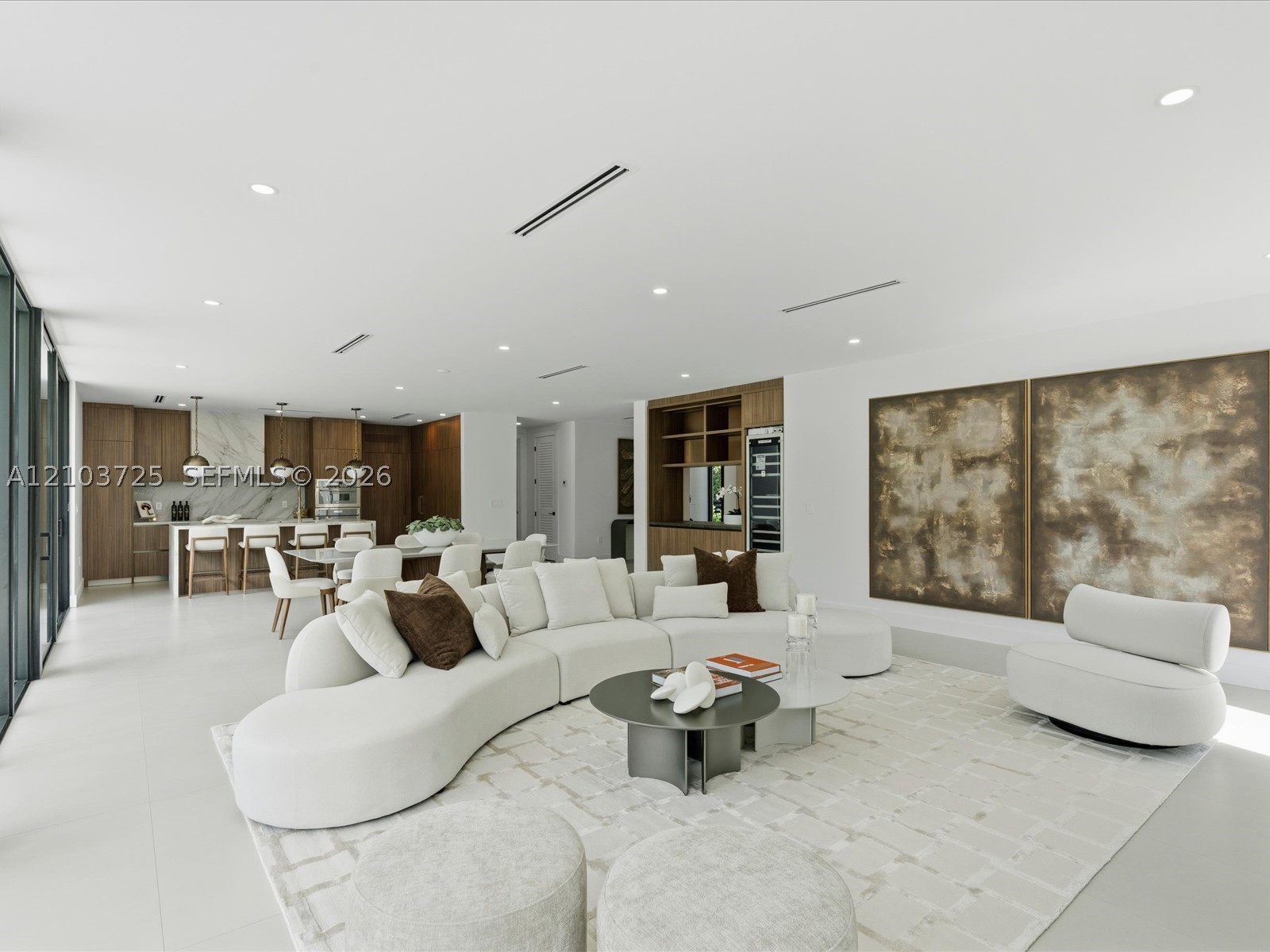 8220 SW 62nd Ct Miami, FL 33143