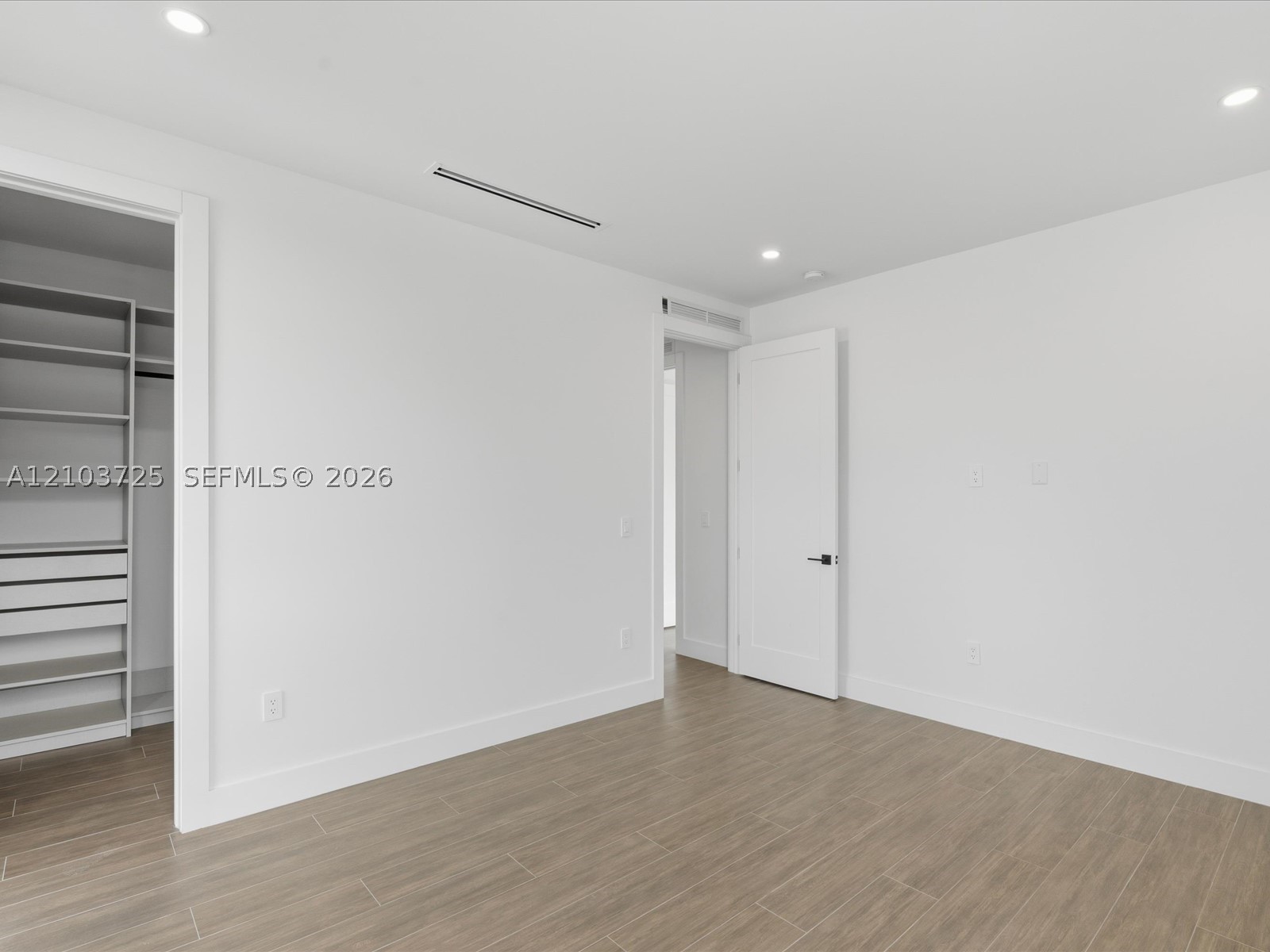 8220 SW 62nd Ct Miami, FL 33143