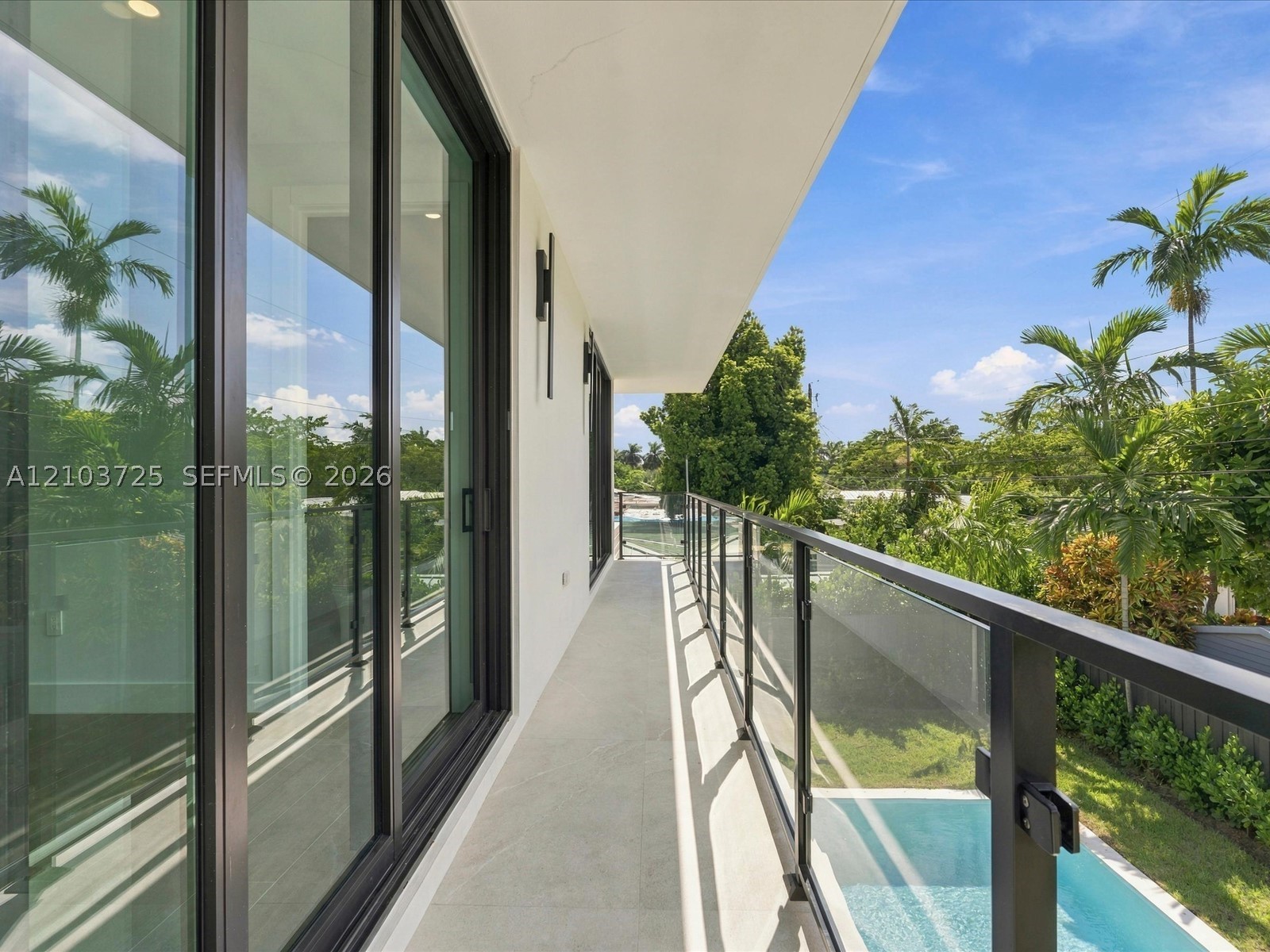 8220 SW 62nd Ct Miami, FL 33143