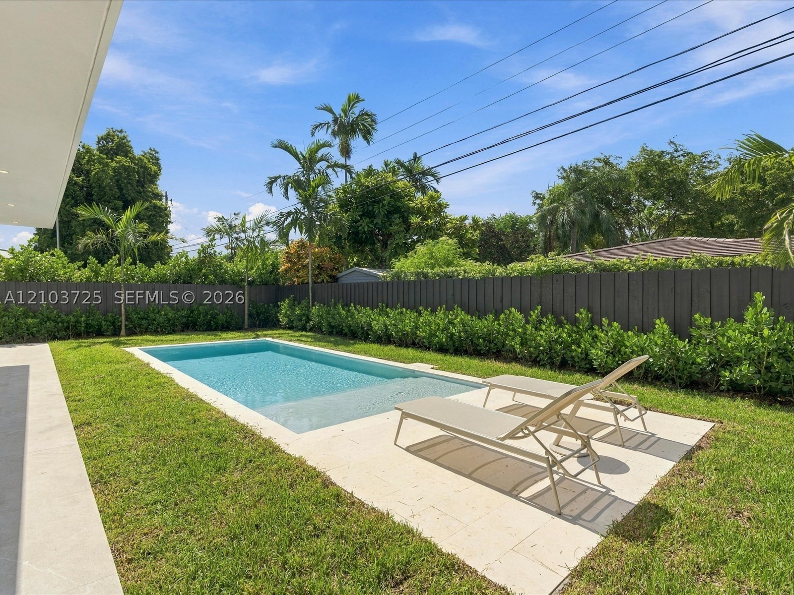 8220 SW 62nd Ct Miami, FL 33143