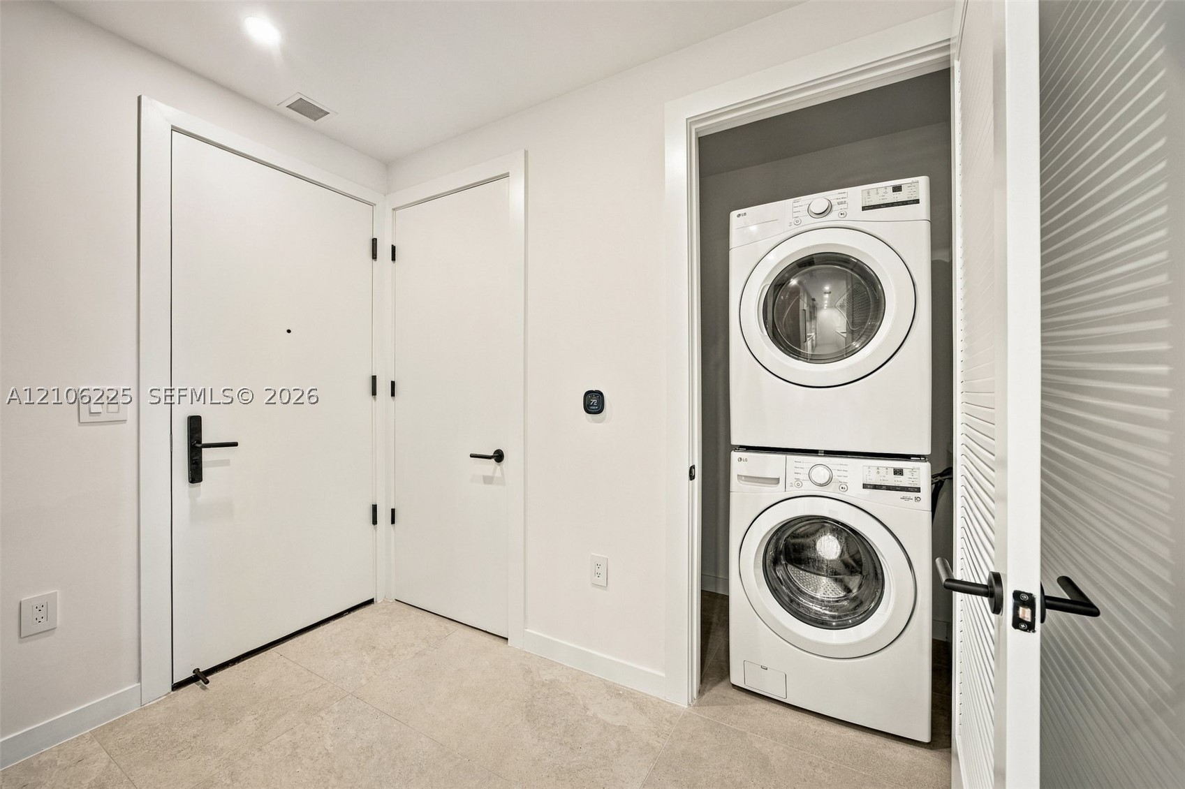 image 2200 Brickell14