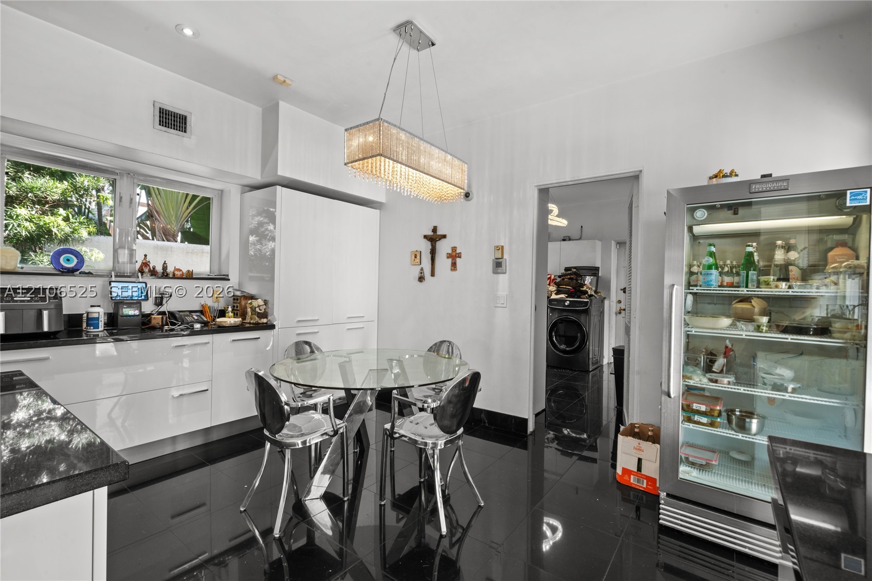 4760 N Bay Rd Miami Beach, FL 33140