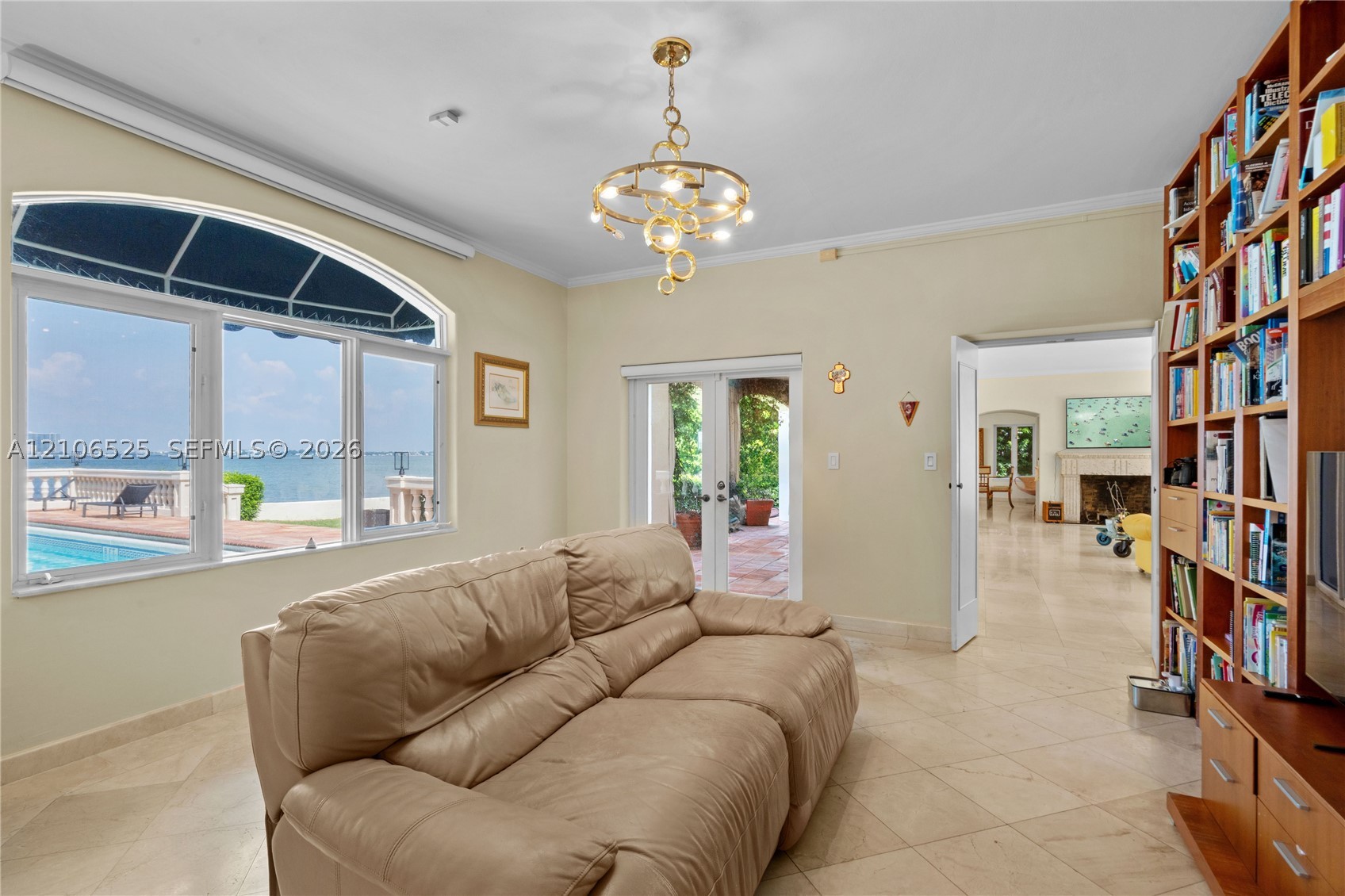 4760 N Bay Rd Miami Beach, FL 33140
