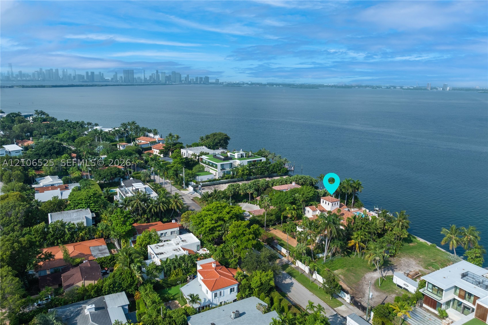 4760 N Bay Rd Miami Beach, FL 33140