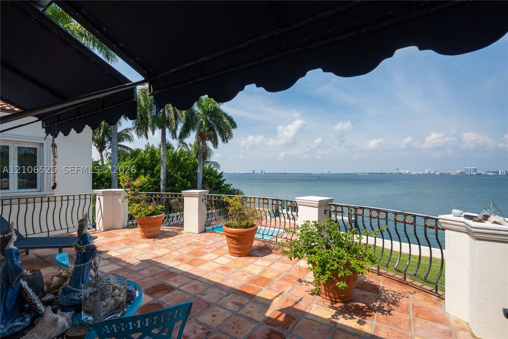 4760 N Bay Rd Miami Beach, FL 33140