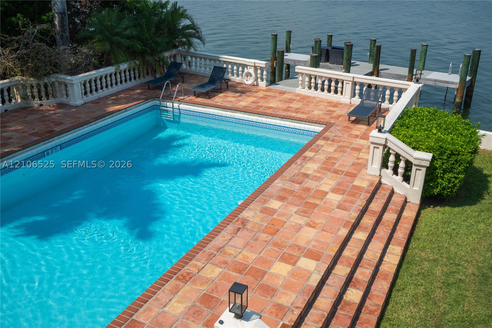 4760 N Bay Rd Miami Beach, FL 33140