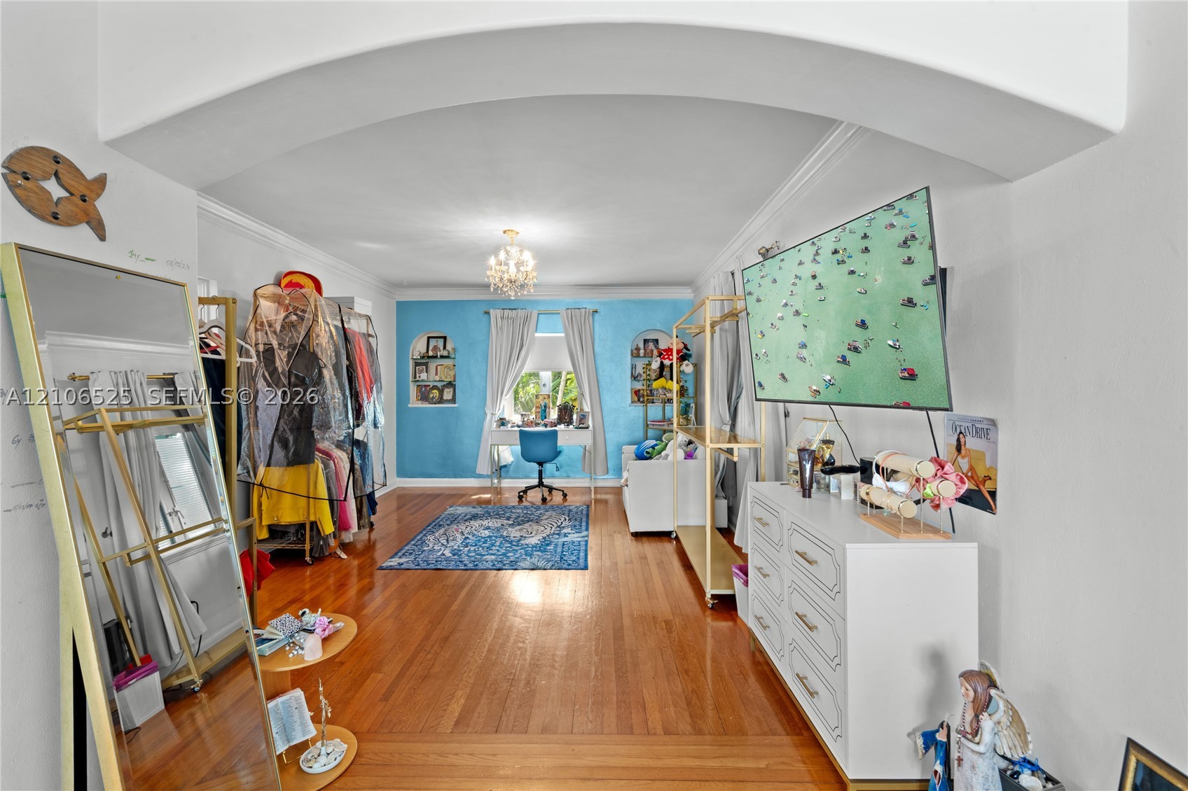 4760 N Bay Rd Miami Beach, FL 33140