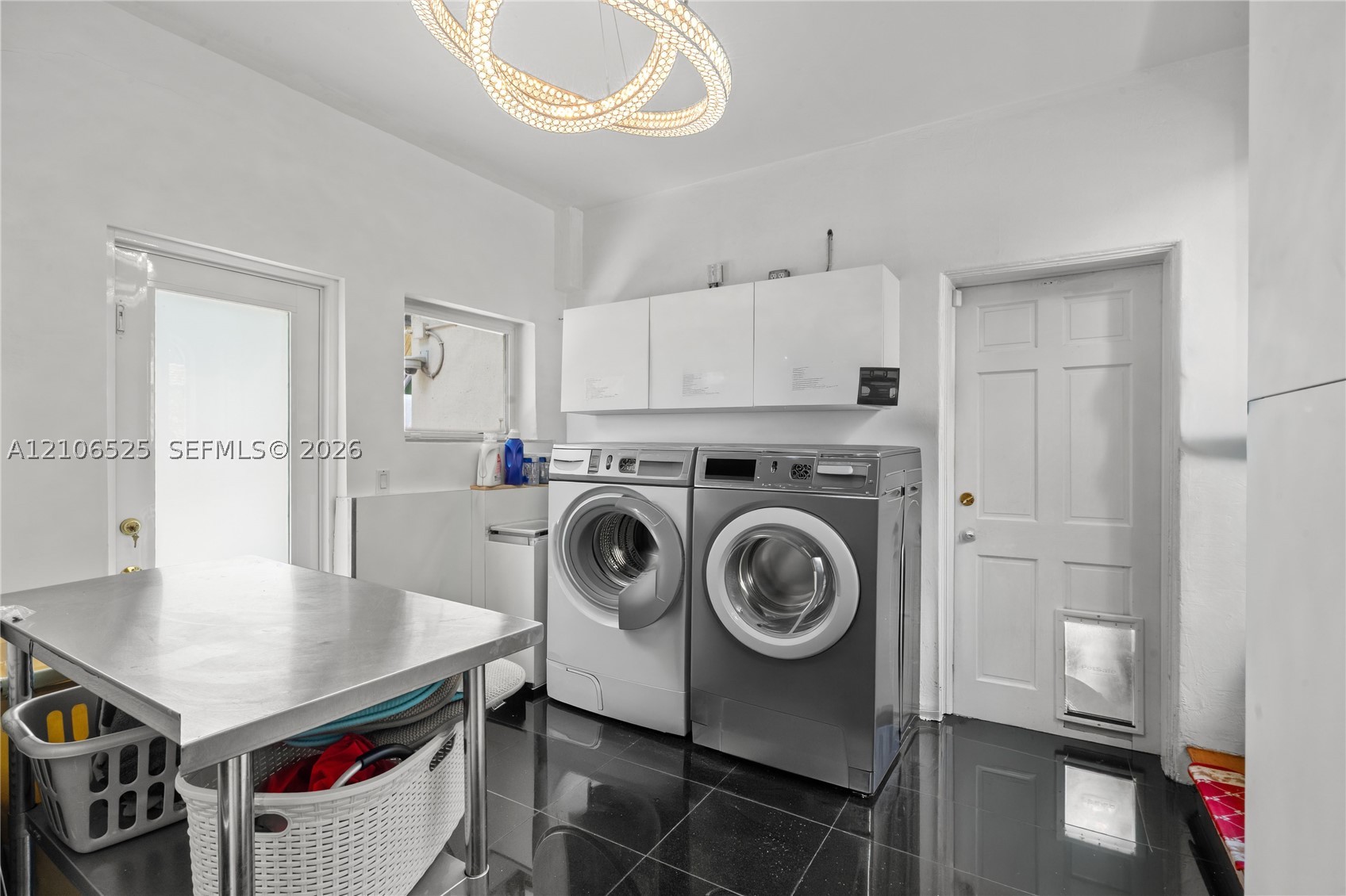 4760 N Bay Rd Miami Beach, FL 33140