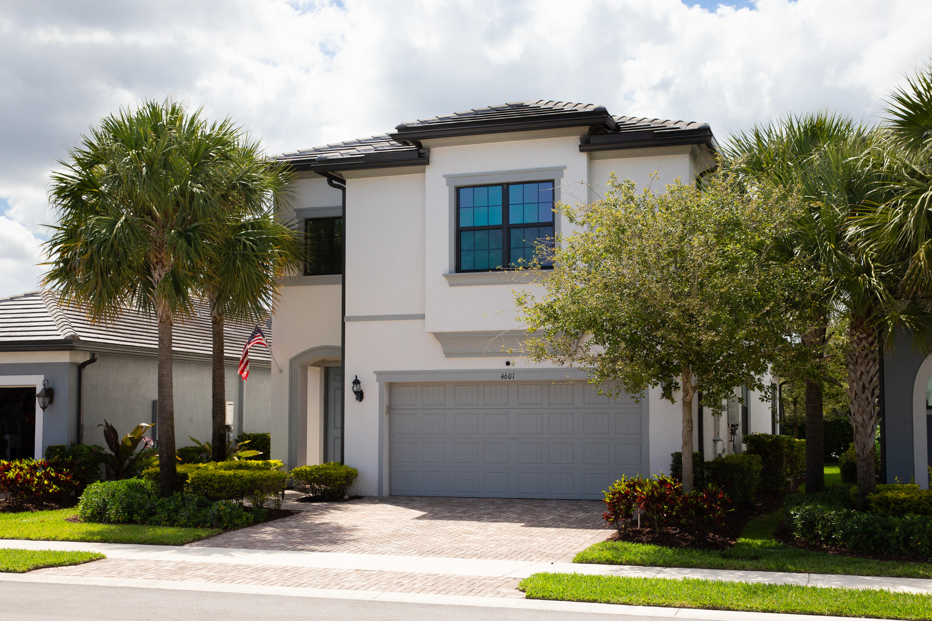 4601 E Pinehurst Trl