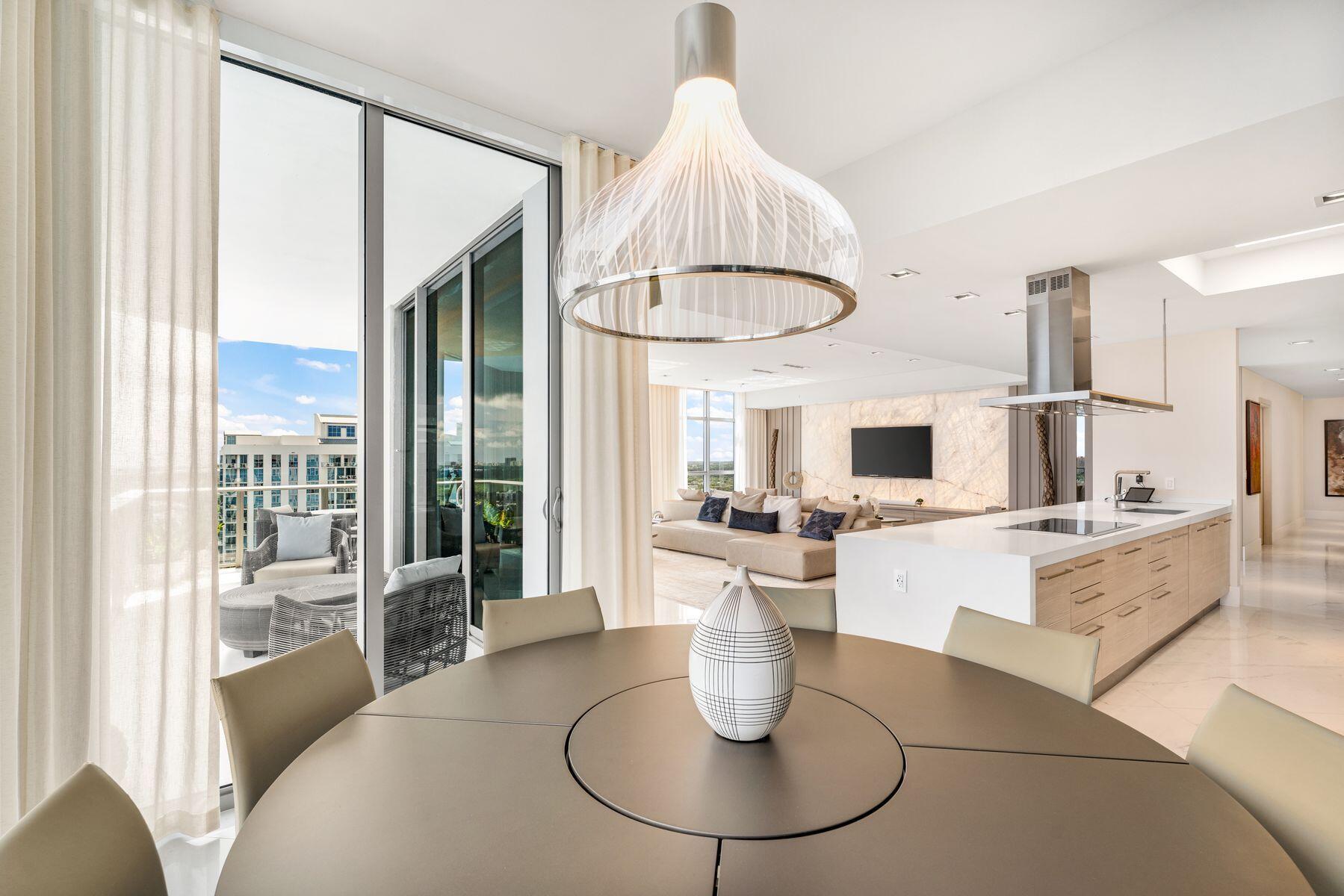 image Marina Palms Residences North Condo17